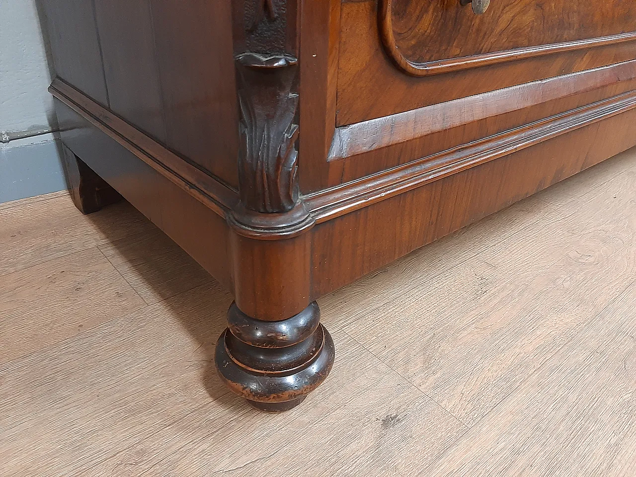 Chest of drwaers in walmut Louis Philippe, 1870 6