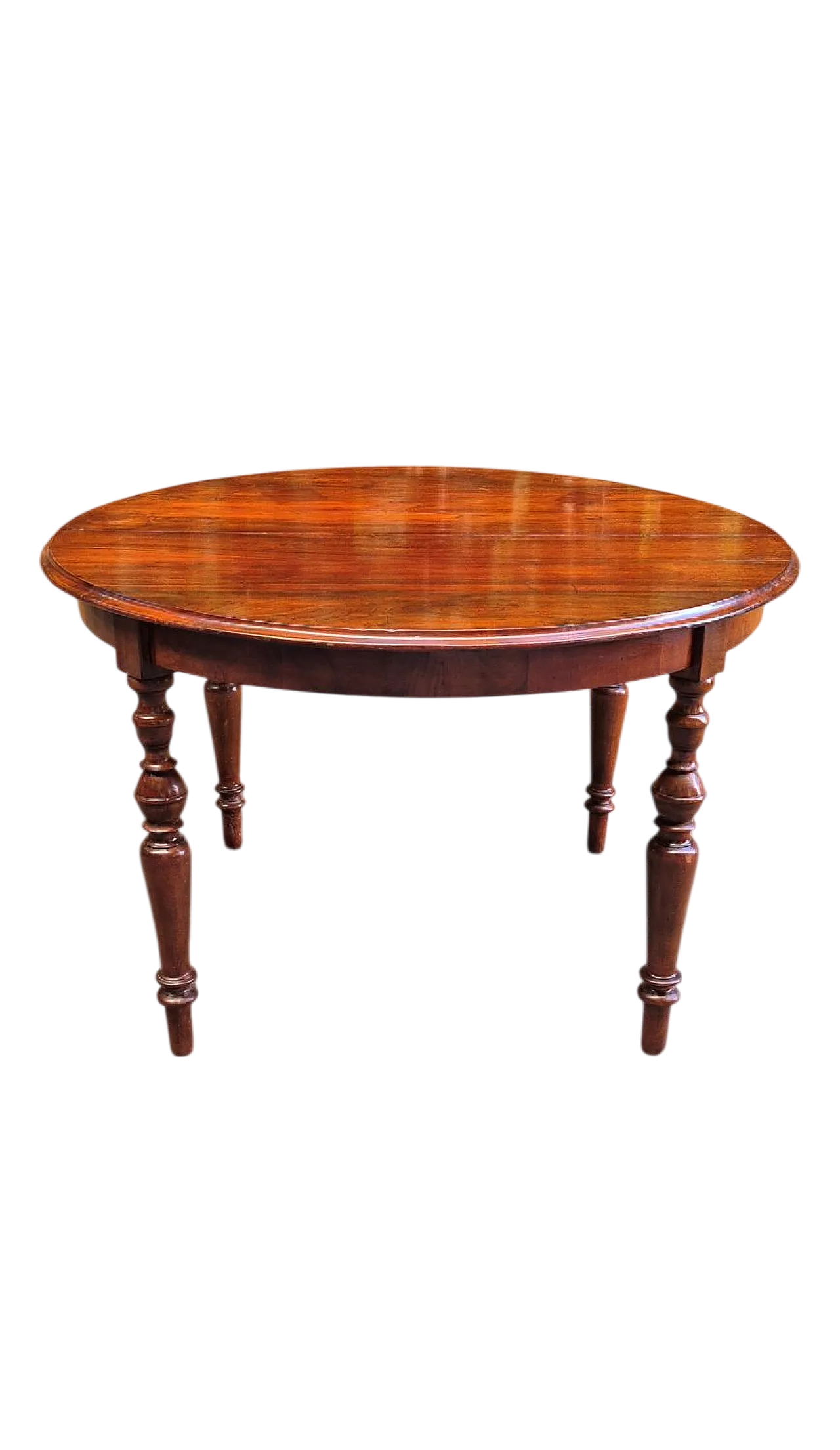 Round Friulian extendable walnut table, mid-19th century 6