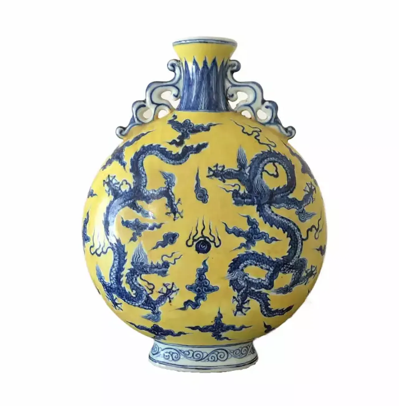 Round flask-shaped porcelain vase, early 20th century 1