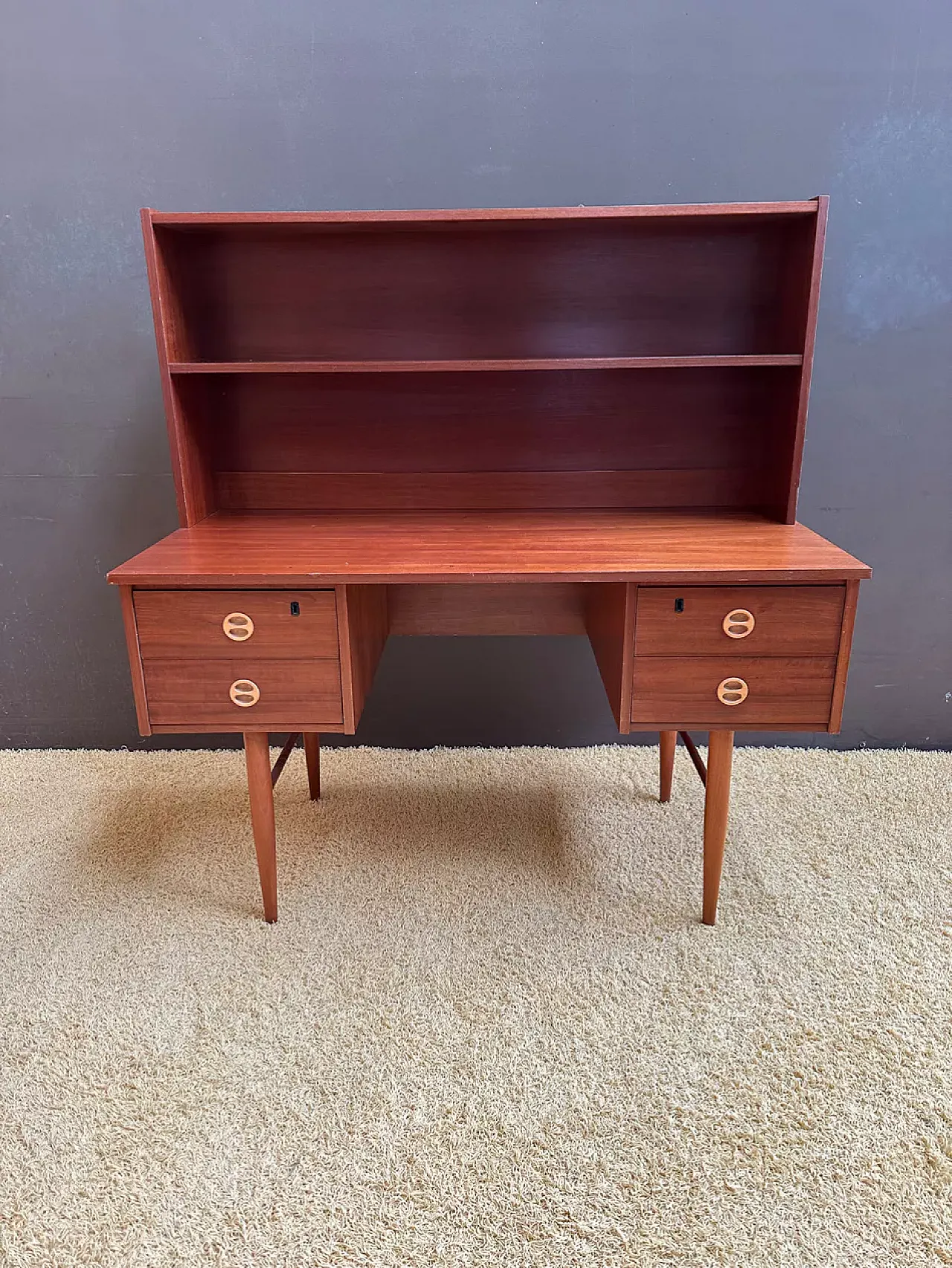 Scrivania scandinava di GDR, in teak impiallacciato, fine '900 4