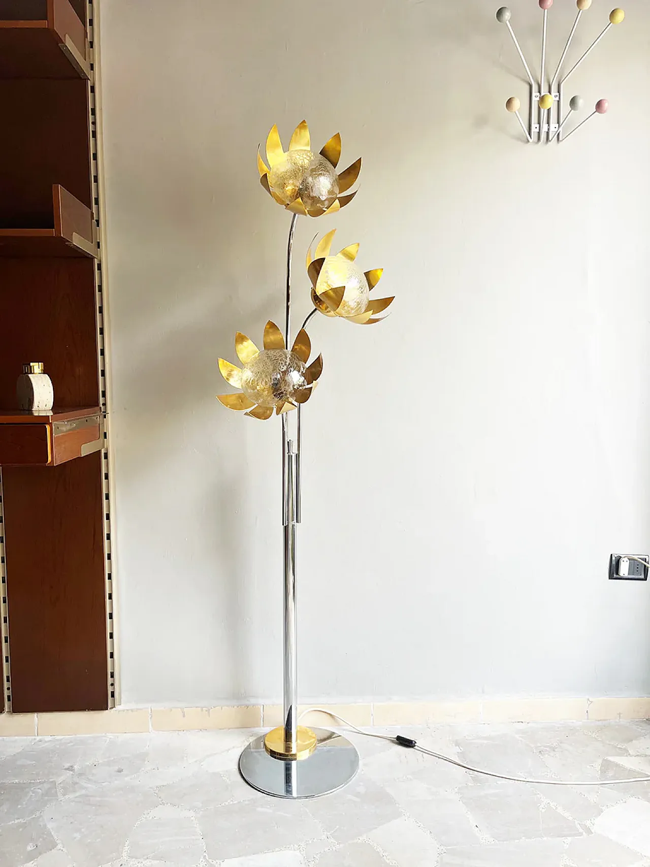 Brass and metal floral floor lamp, 1970s 2