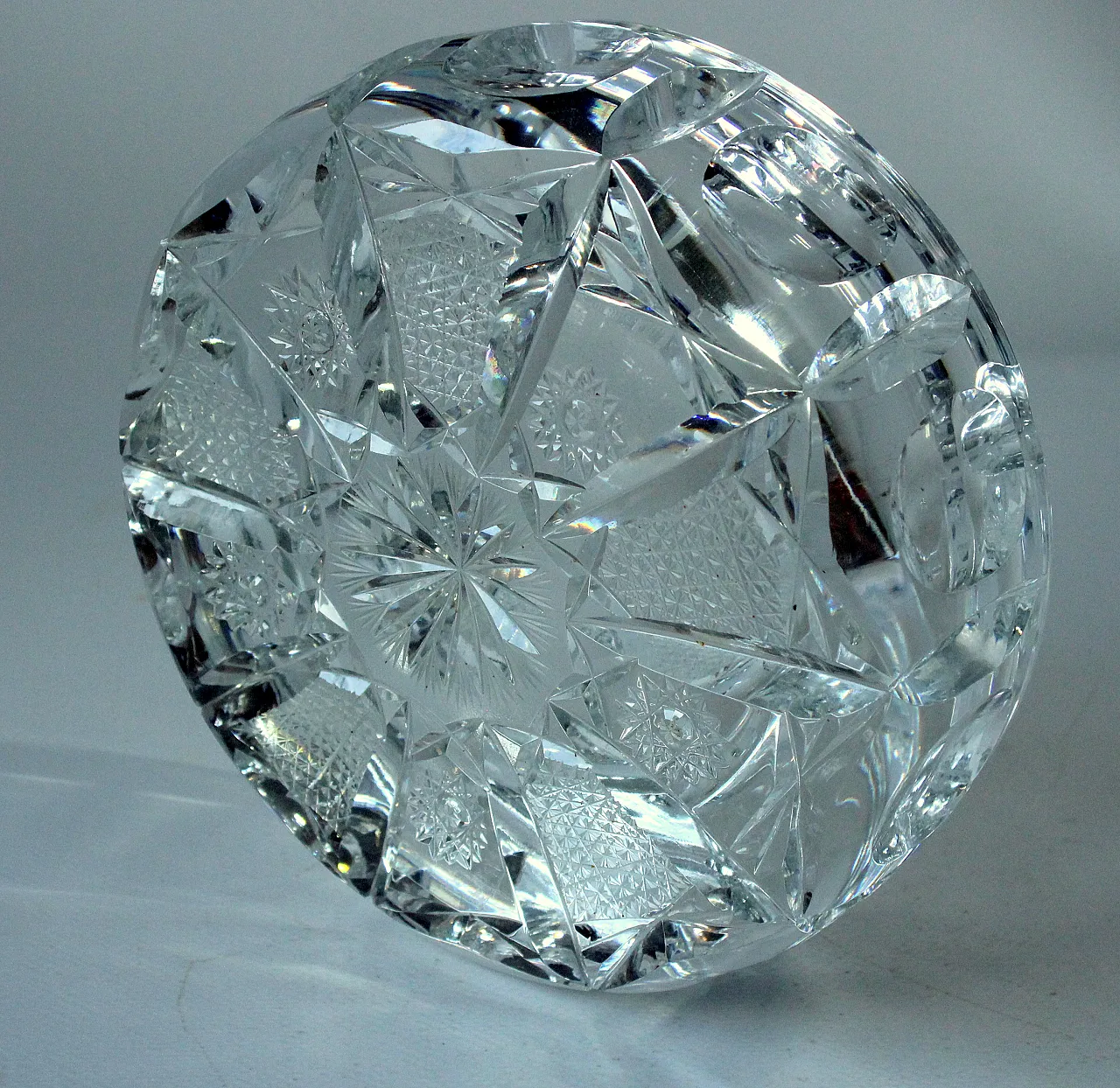 Posacenere rotondo Art Déco in vetro cristallo al piombo, anni '30 4