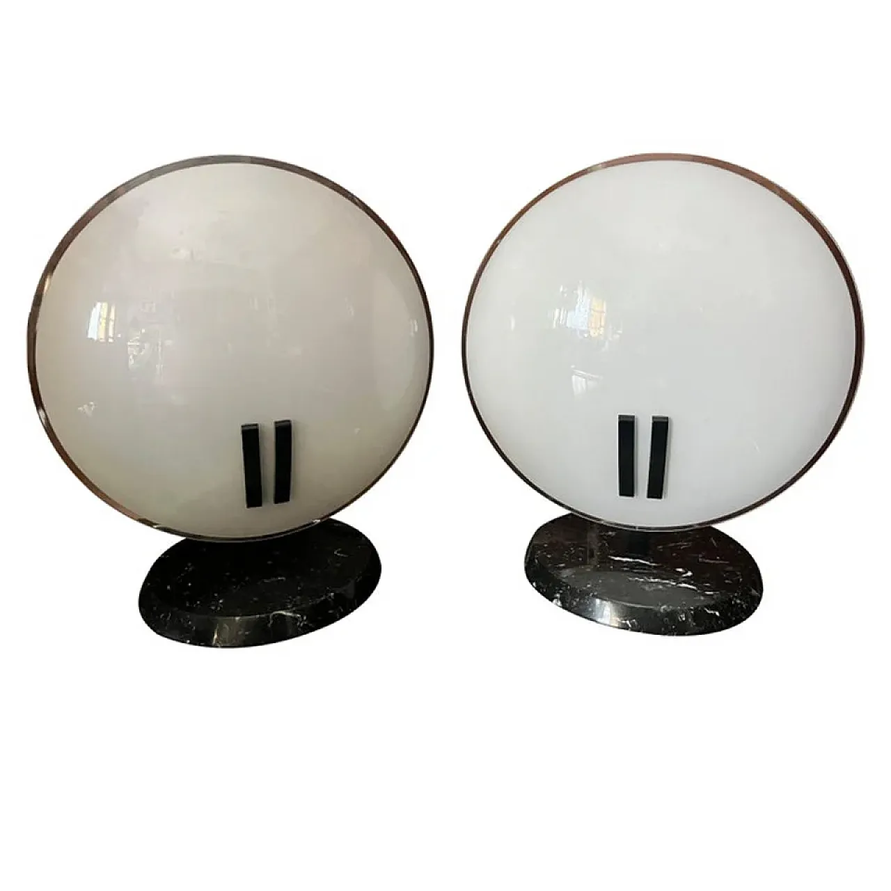 Pair of Pearl lamps by Bruno Gecchelin for Oluce, 1980s 1