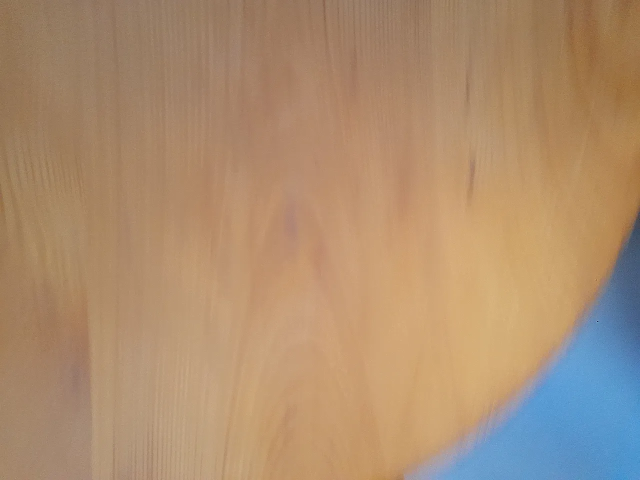 Due Sgabelli in massello di legno di pino Charlotte Perriand 39