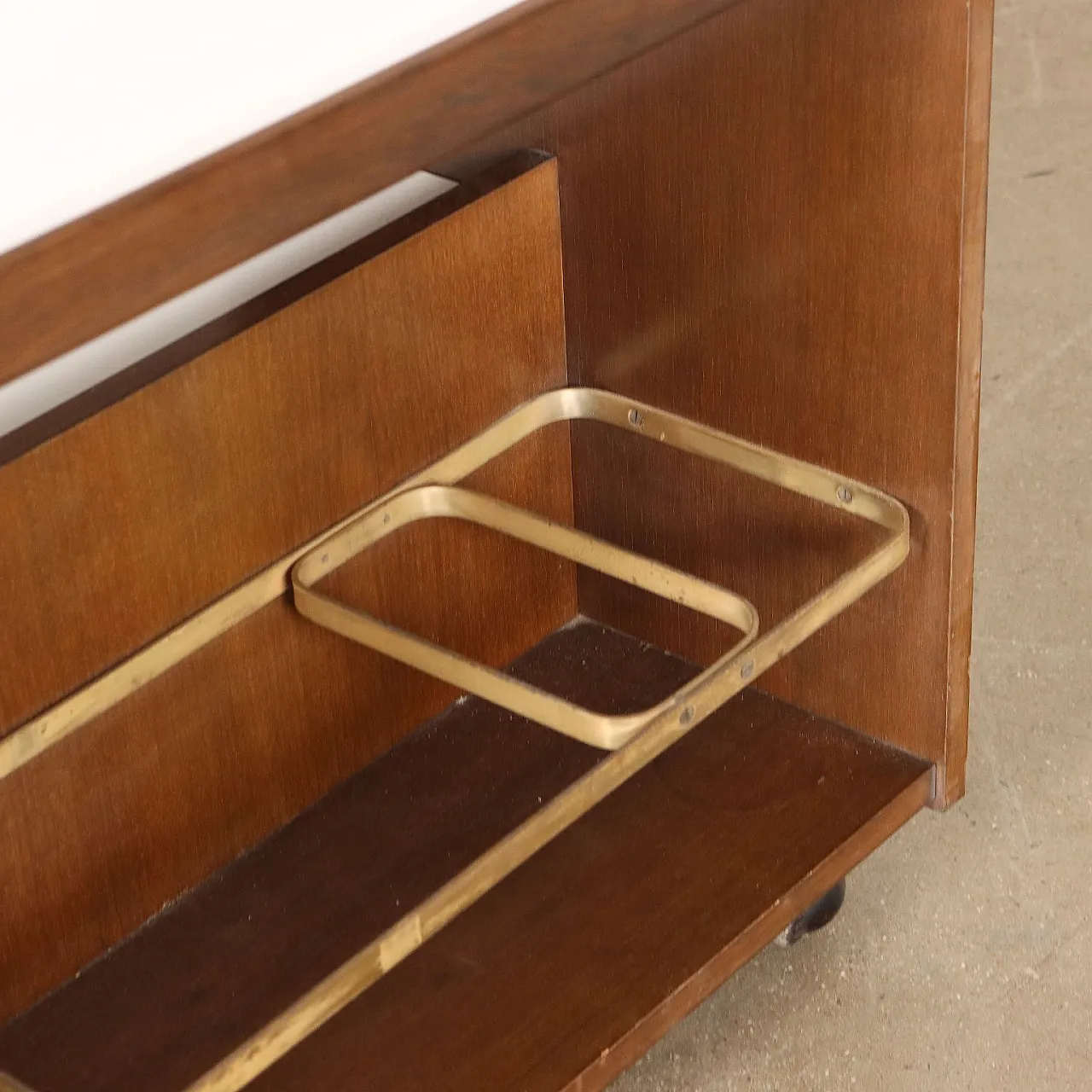 Carrello da cucina in noce e ottone, '900 6