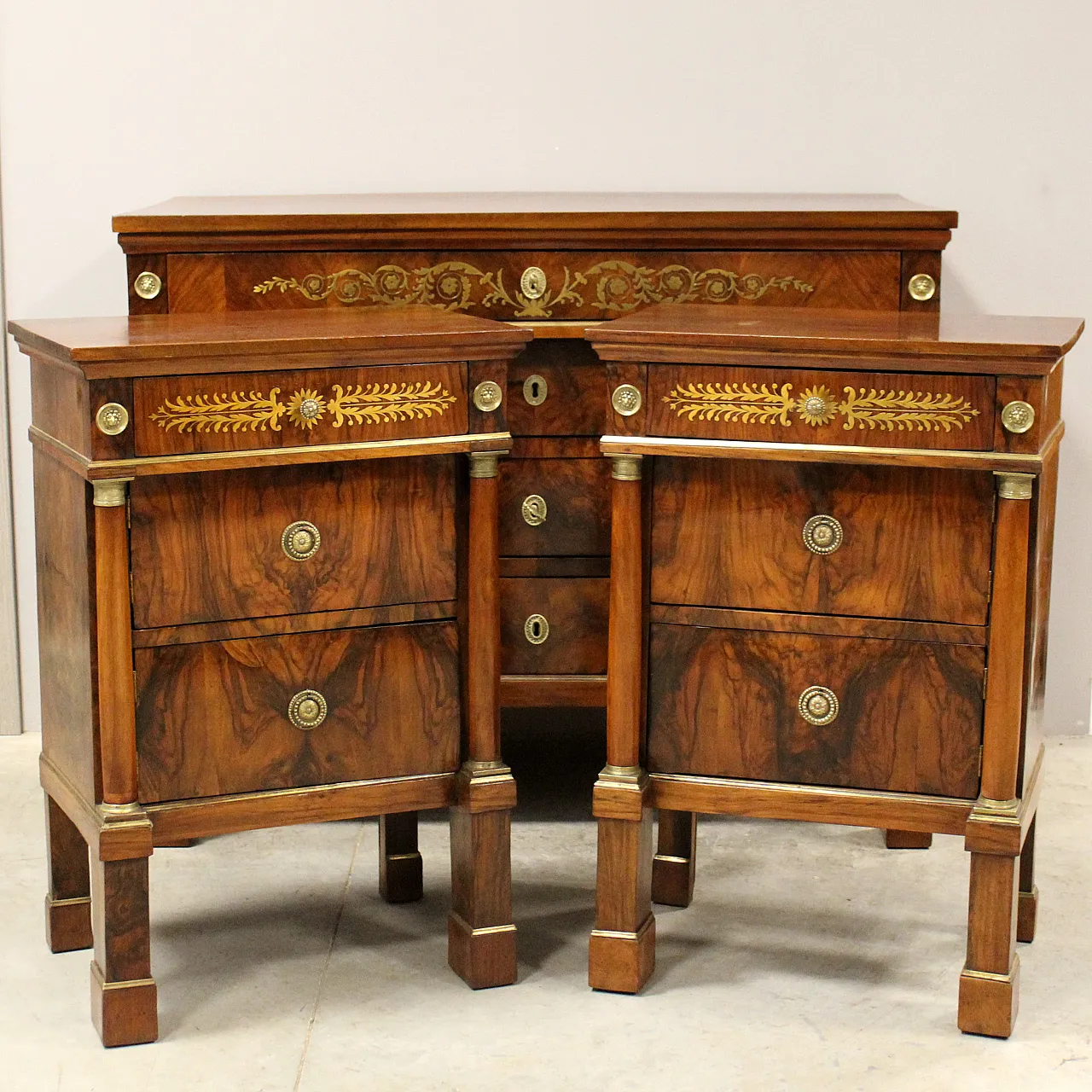 Empire chest of drawers in 19th century Italian inlaid walnut 15