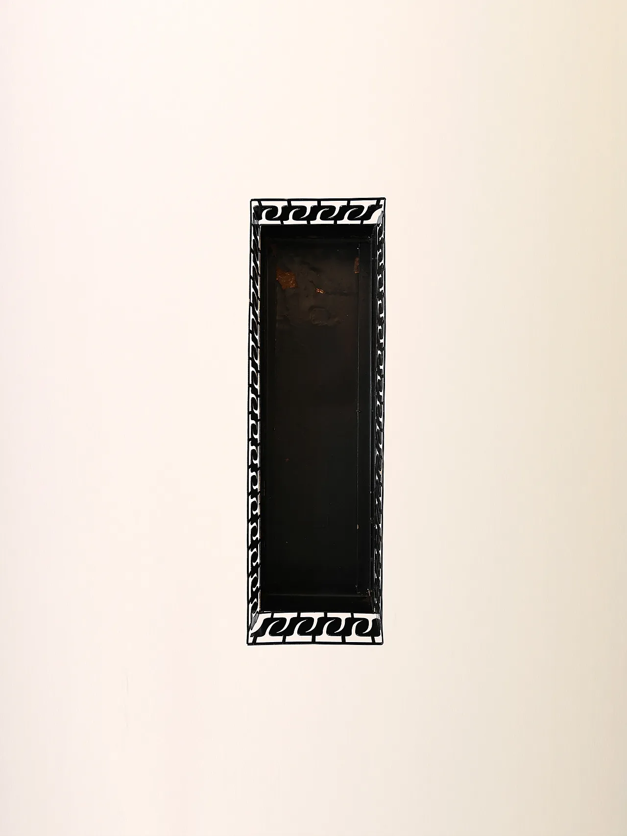 Fioriera scandinava in metallo dipinto di nero, anni '60 17