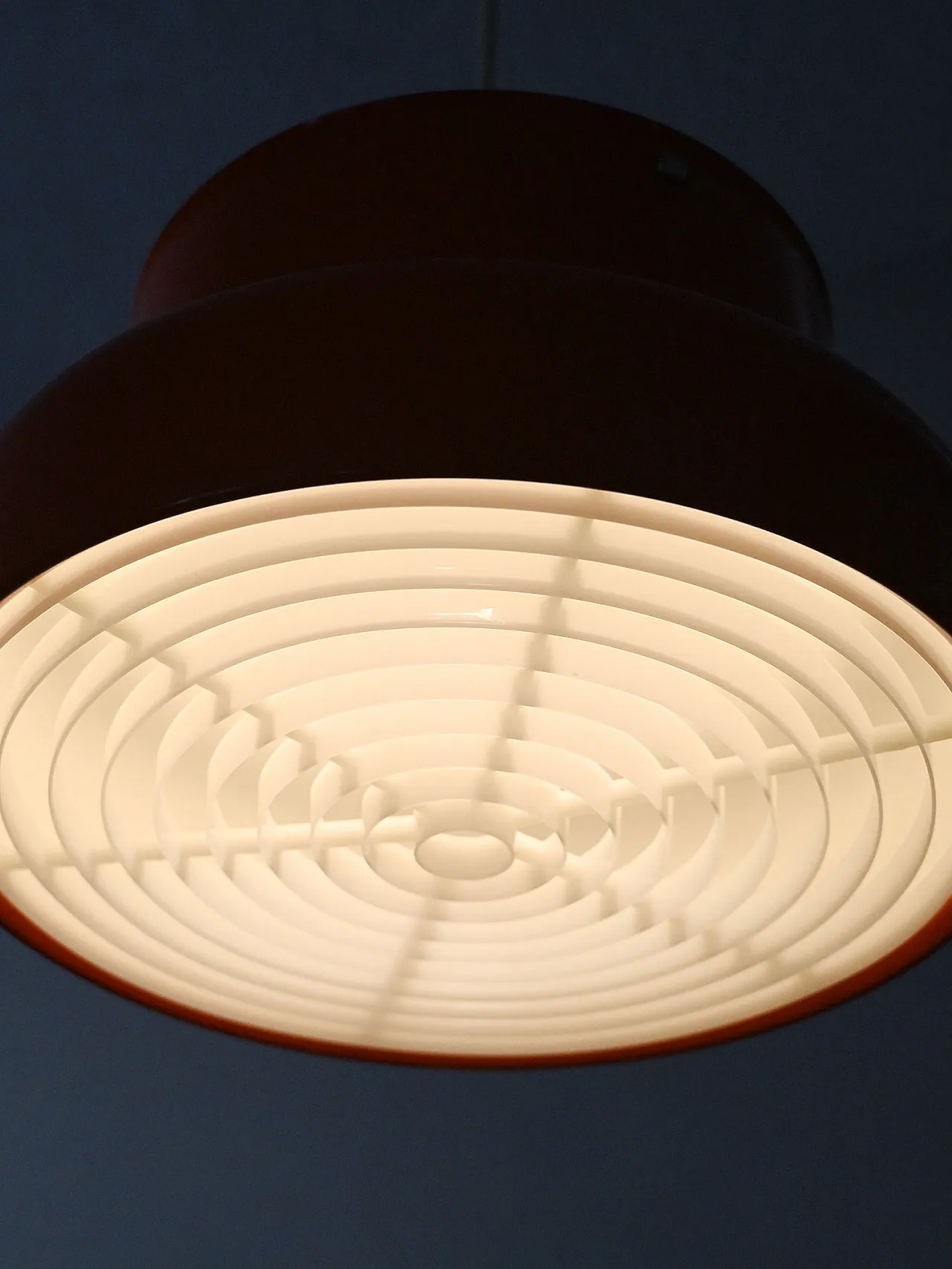 Coppia di lampade a sospensione “Bumling” arancio di Anders Pehrson 5