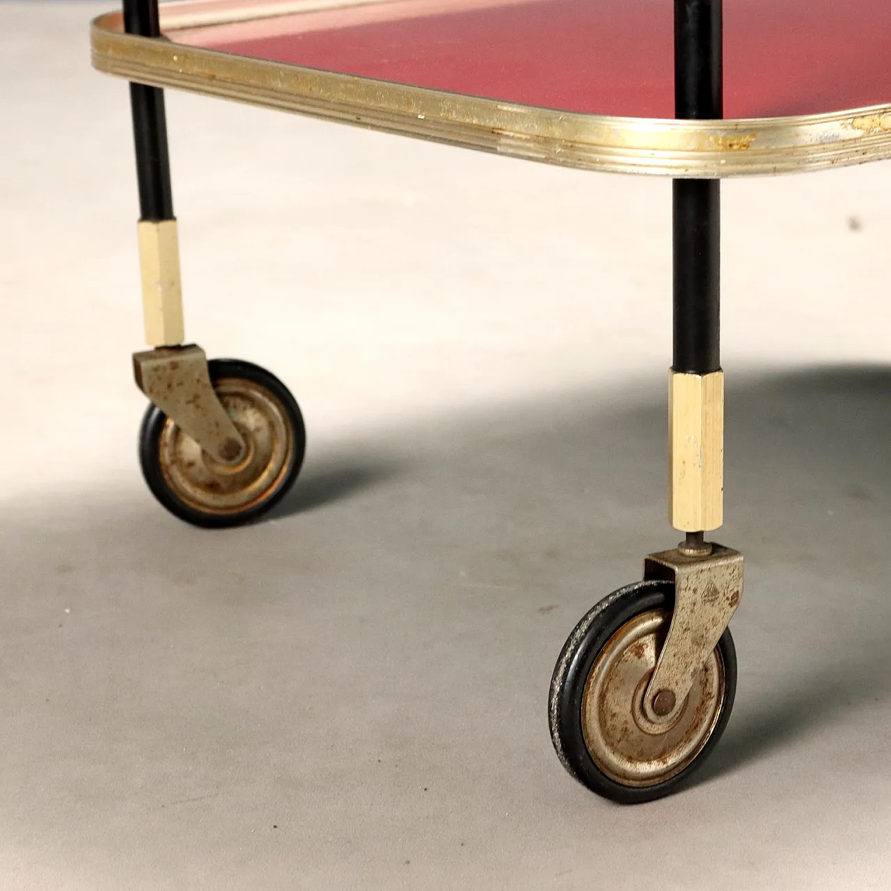 Carrello da cucina in plastica e metallo, anni '60 7