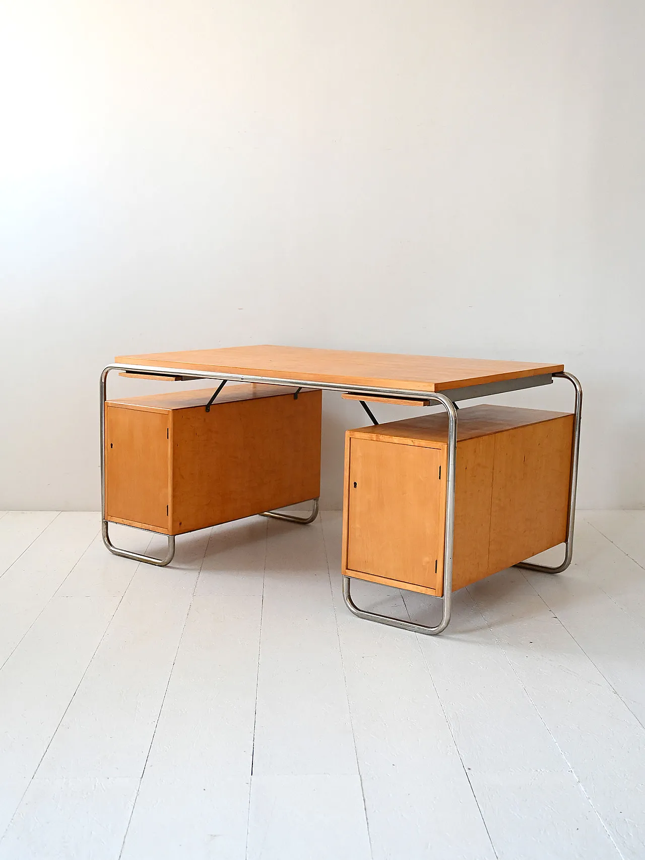 Scrivania scandinava in betulla e acciaio di Mücke & Melder, anni ’30 5