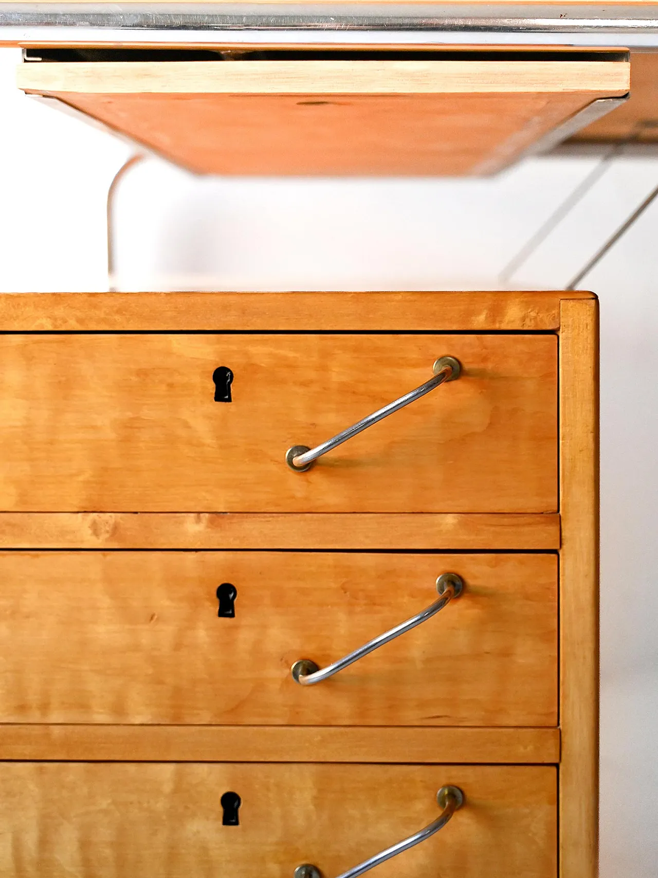 Scrivania scandinava in betulla e acciaio di Mücke & Melder, anni ’30 11