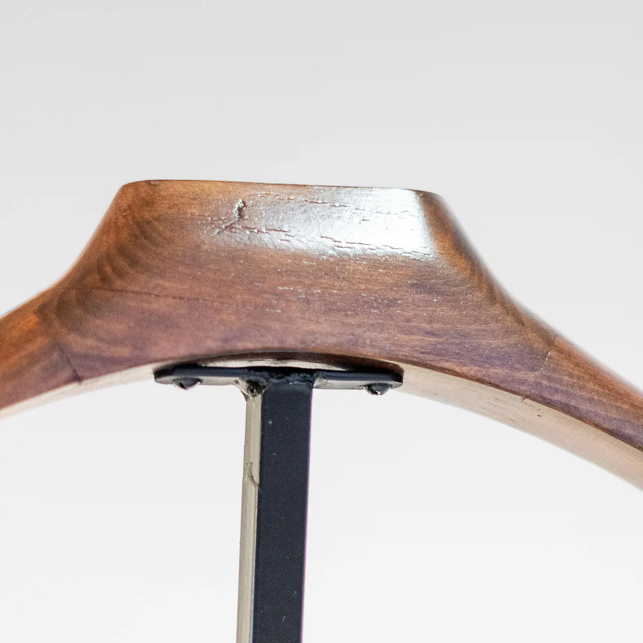 Italian folding valet stand in beech by Fratelli Reguitti, 50s 11