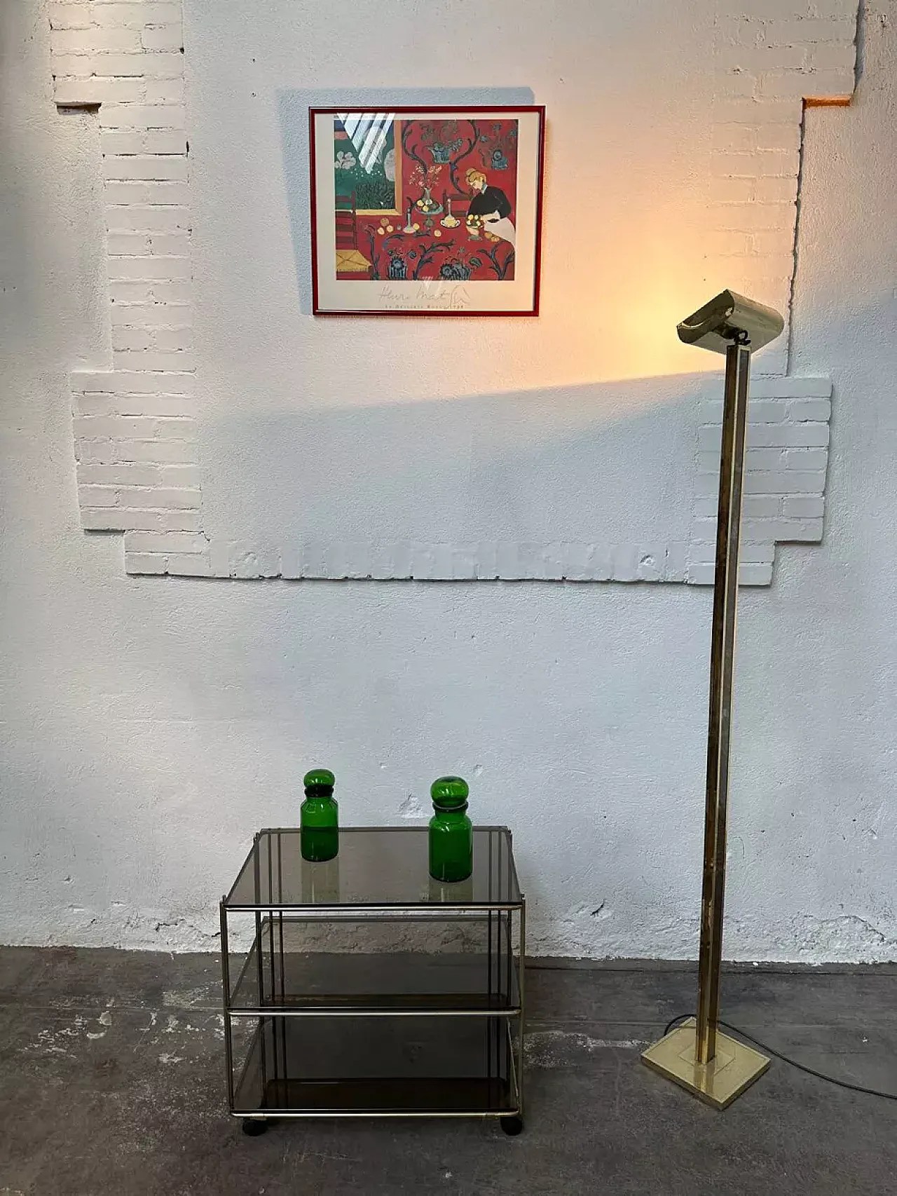 Carrello di servizio in metallo dorato, anni '80 9