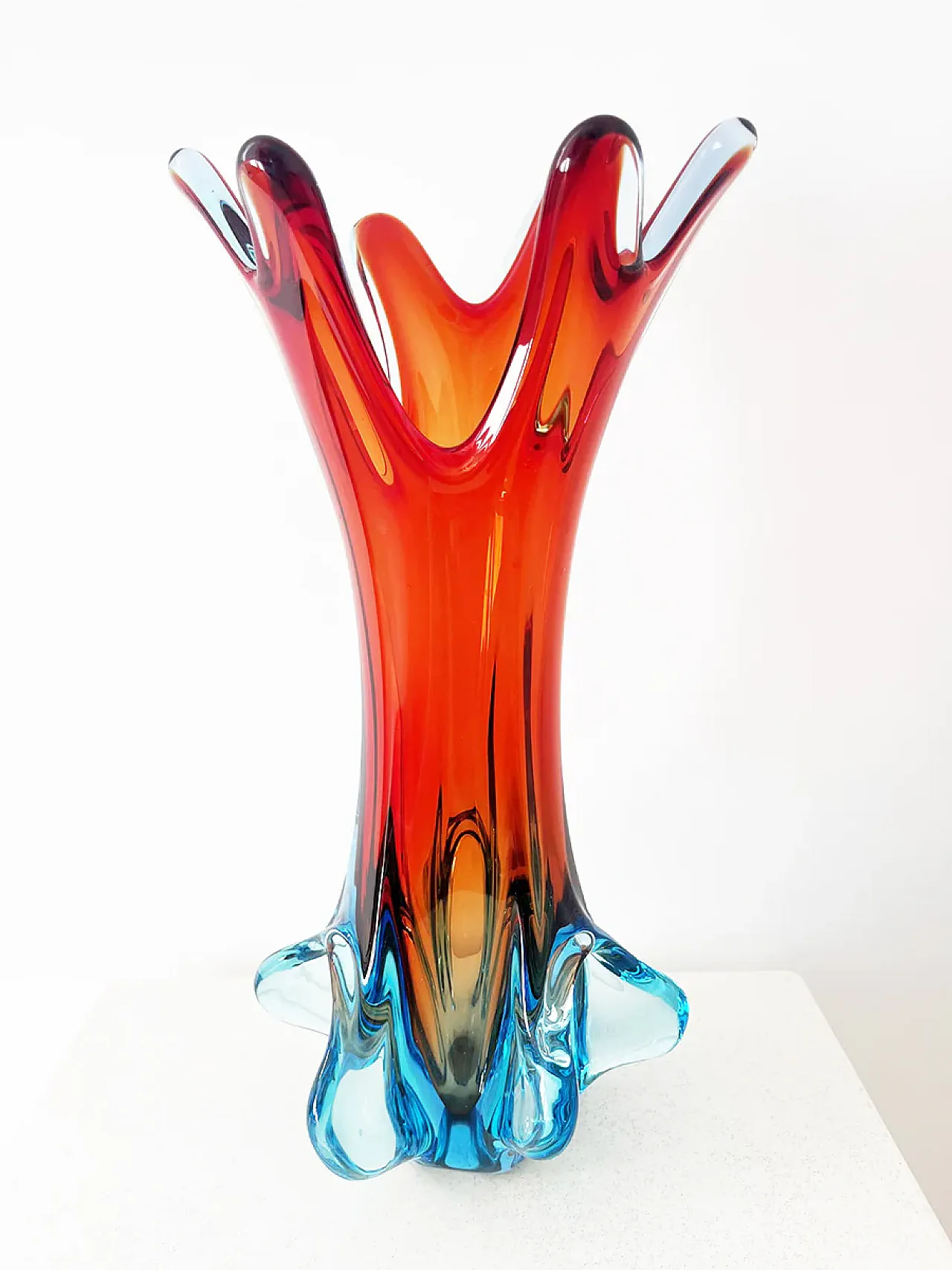 Murano vase in the shape of flower by Fr.lli Toso from the 1950s 1