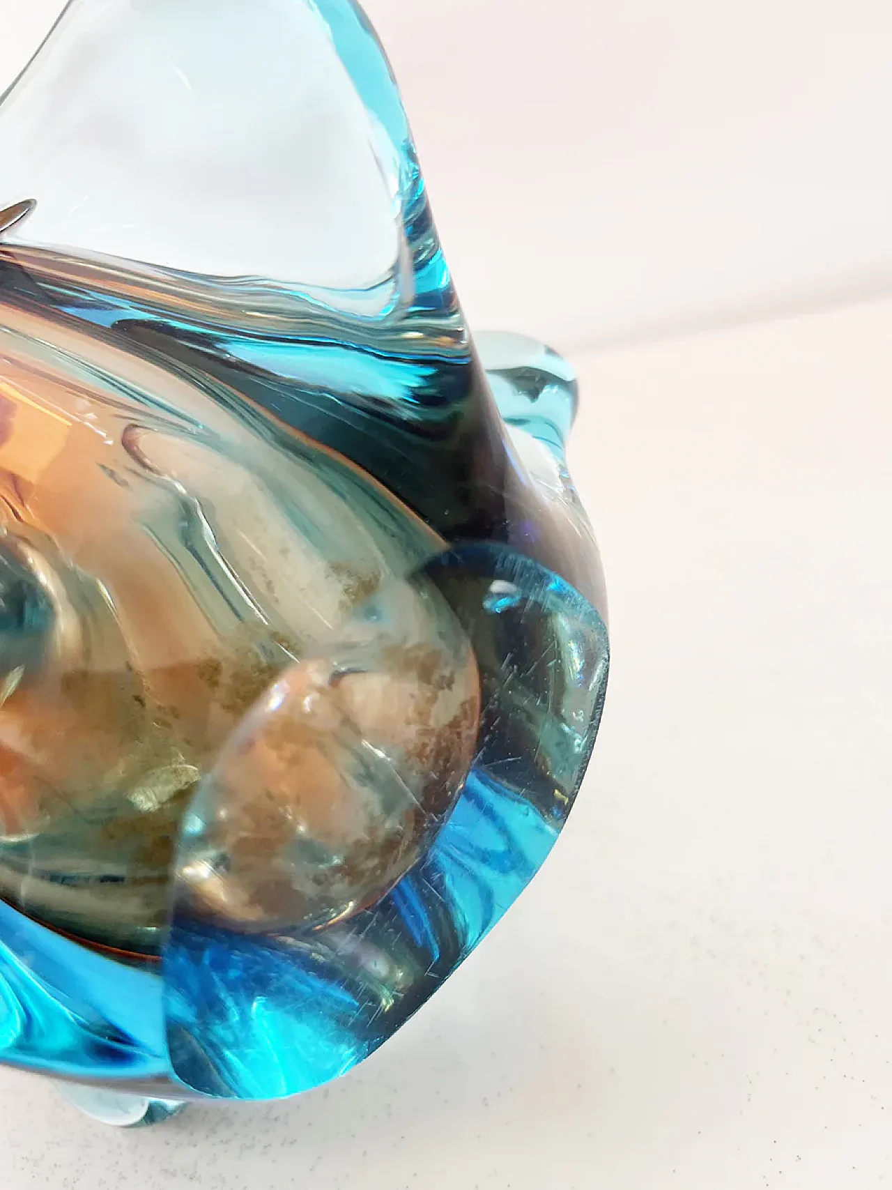 Murano vase in the shape of flower by Fr.lli Toso from the 1950s 2