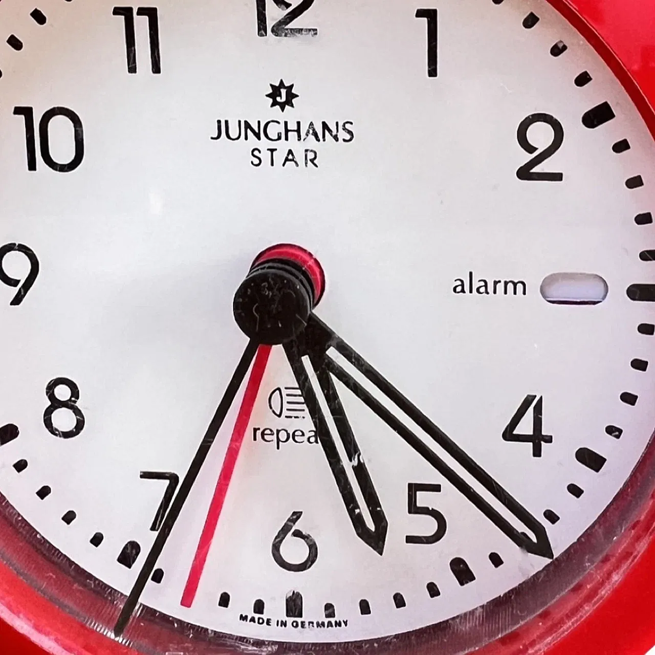 Red Junghans alarm clock, 1980s 8