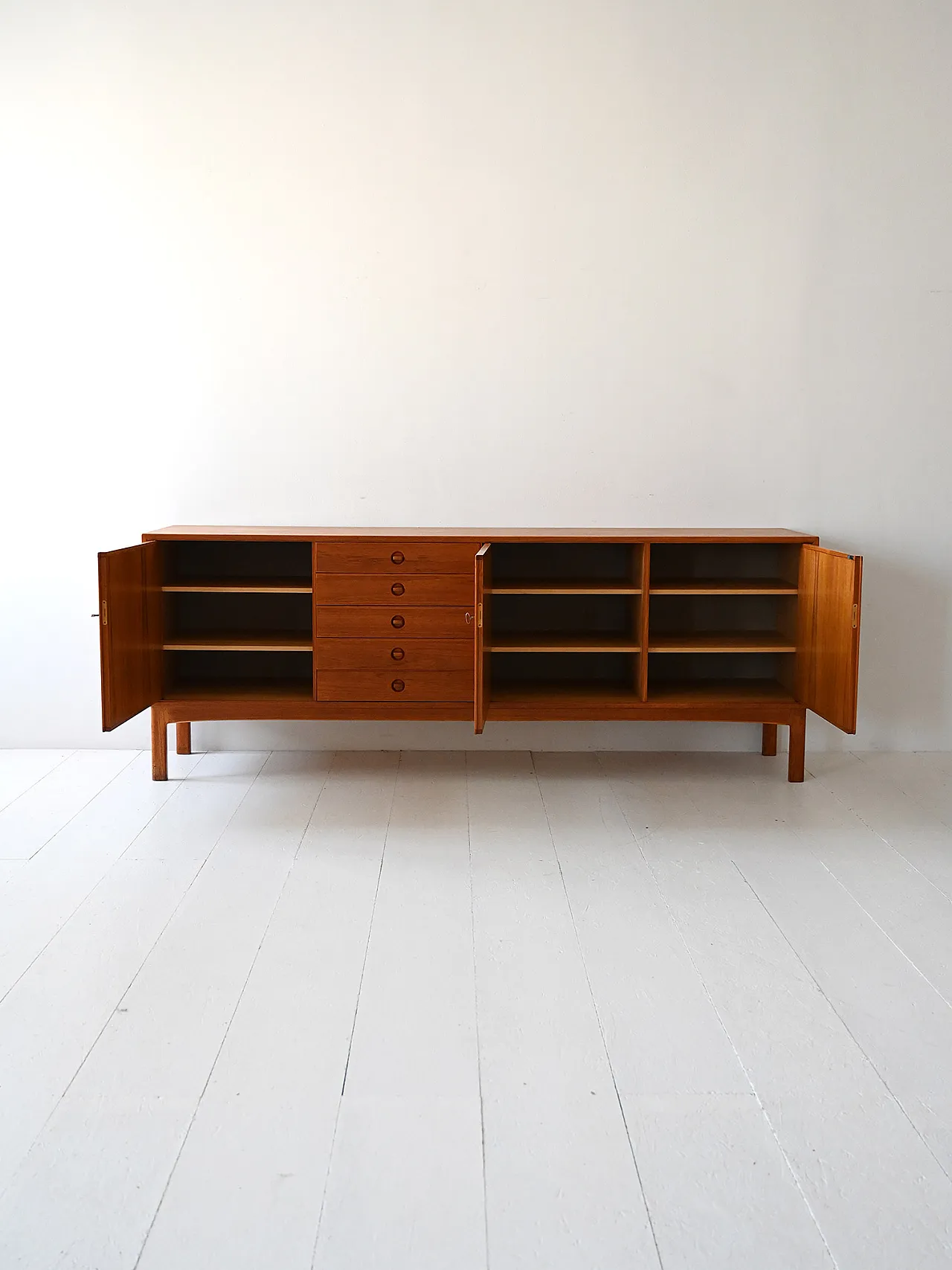 Sideboard “Tiveden” in teak di Engström & Myrstrand, anni ’60 3