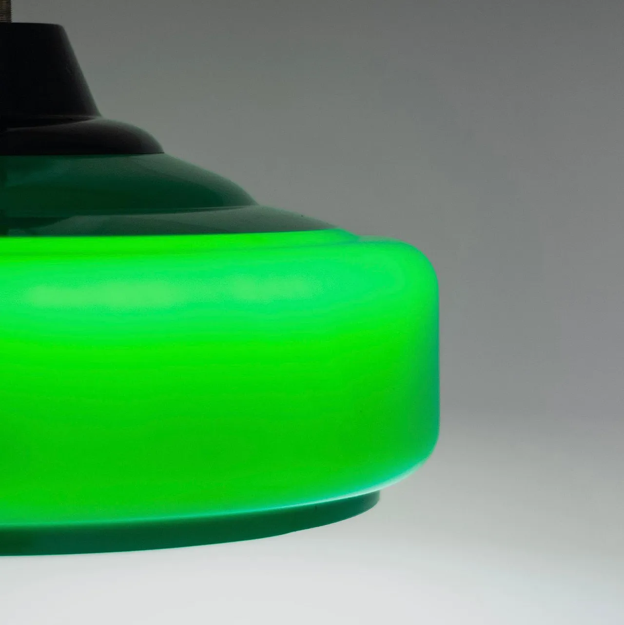 Lampadario da sala biliardo, color verde, anni '60 10