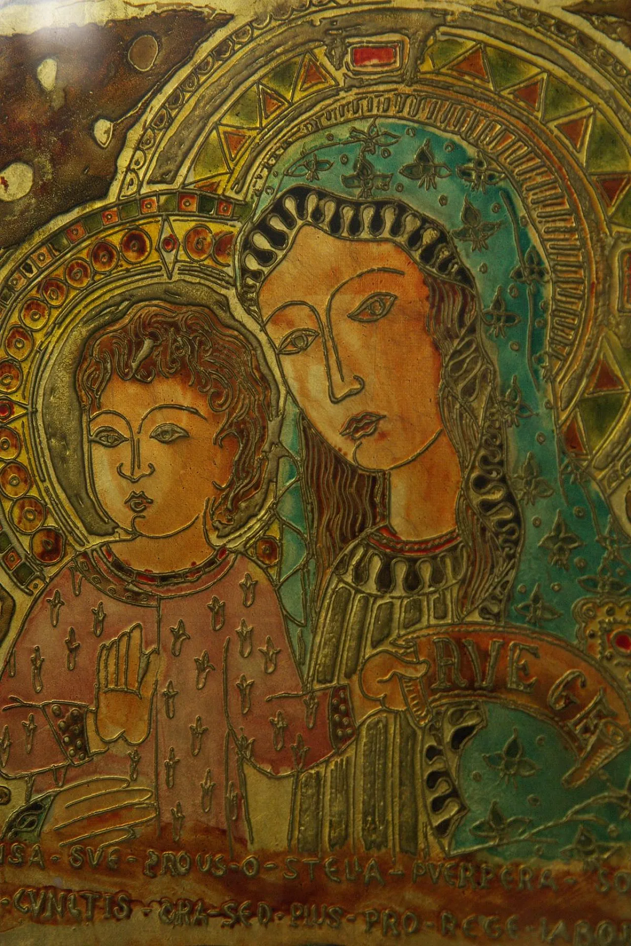 Madonna and Child wall panel in art glass by Fontana Arte, 1940s 3