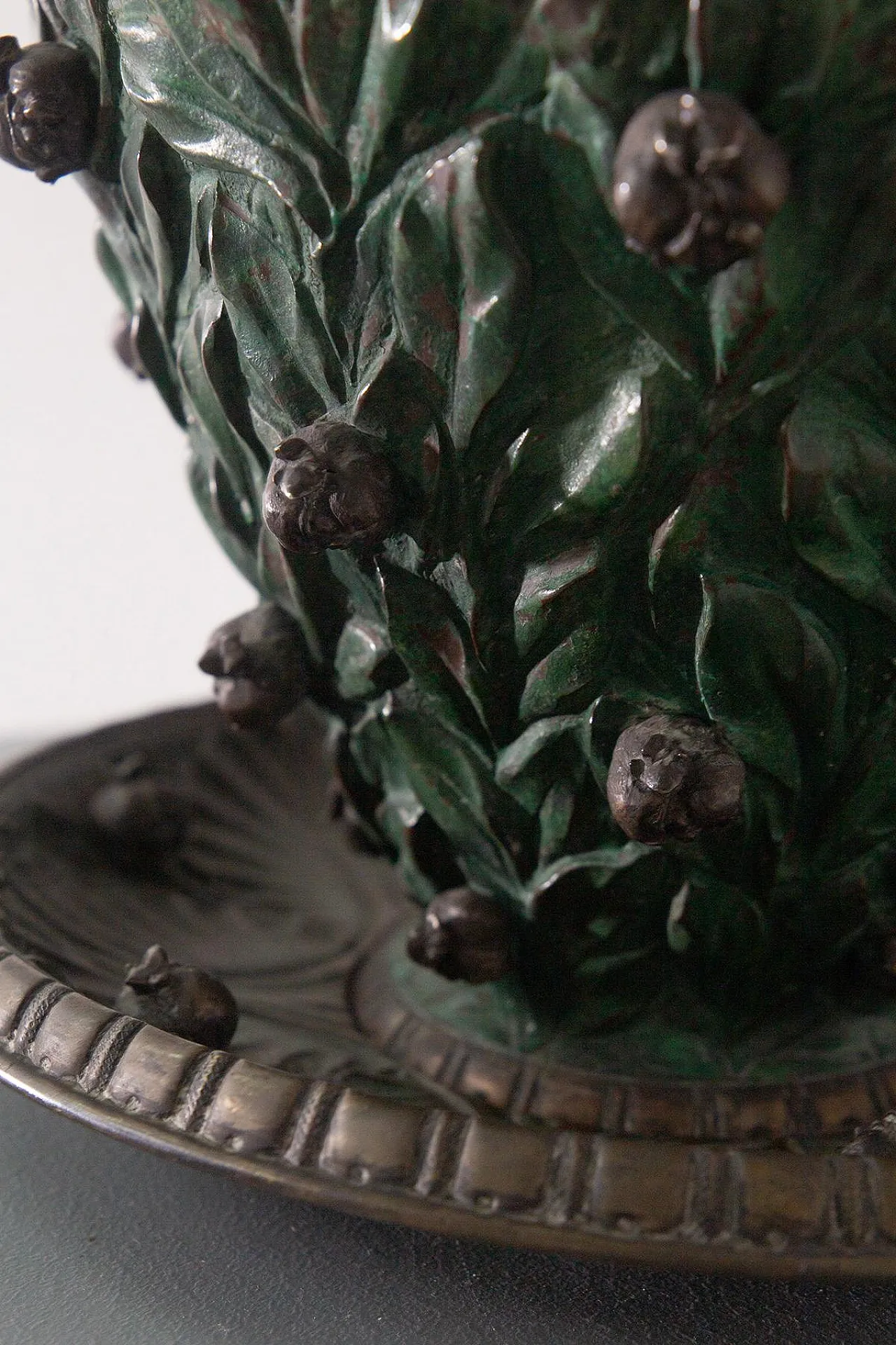 Vaso con base in rame e placcatura parziale in argento, '800 4