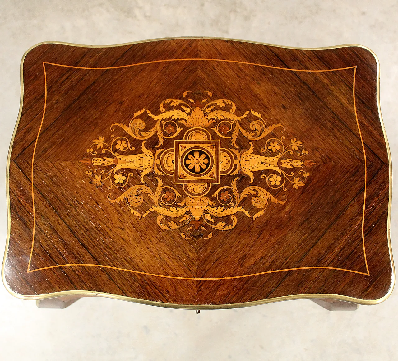 Tavolino in palissandro intarsiato Napoleone III '800 8