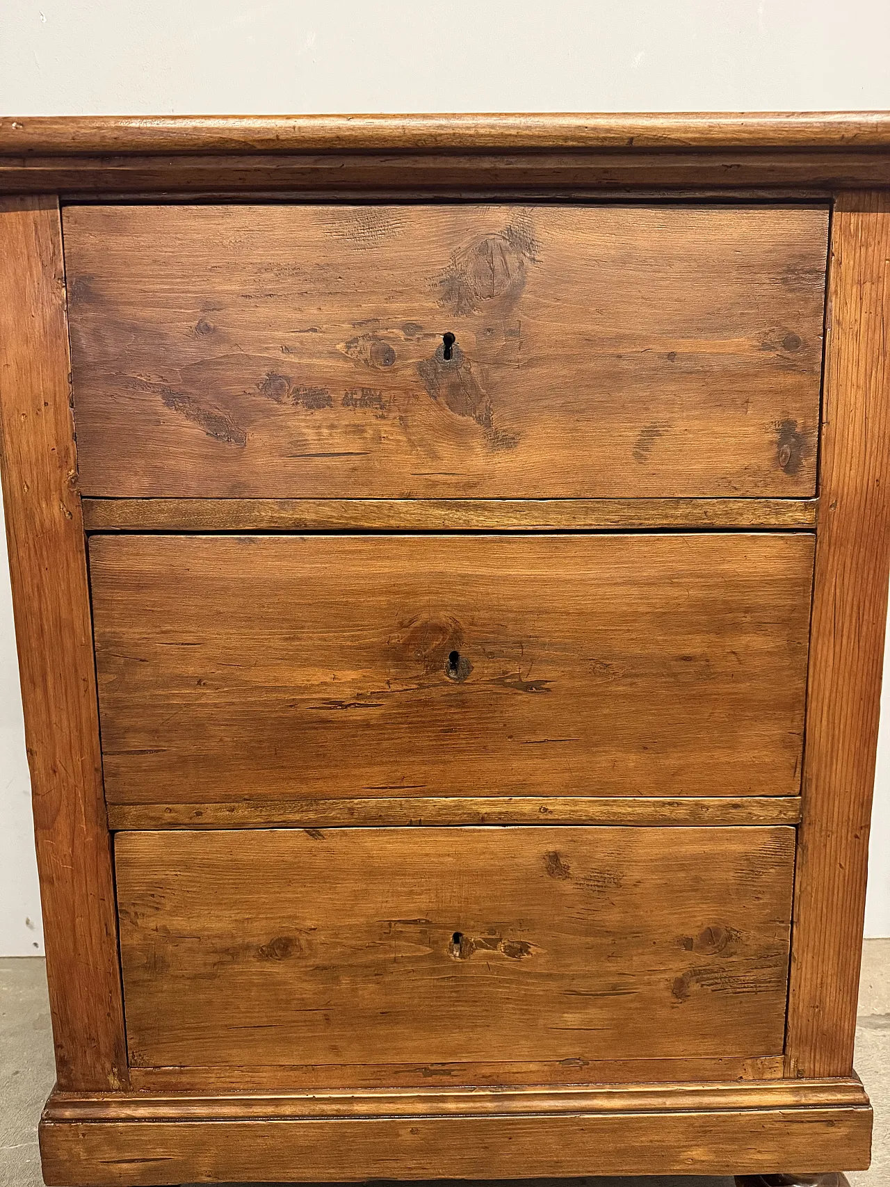 Tuscan sideboard, 19th century 4