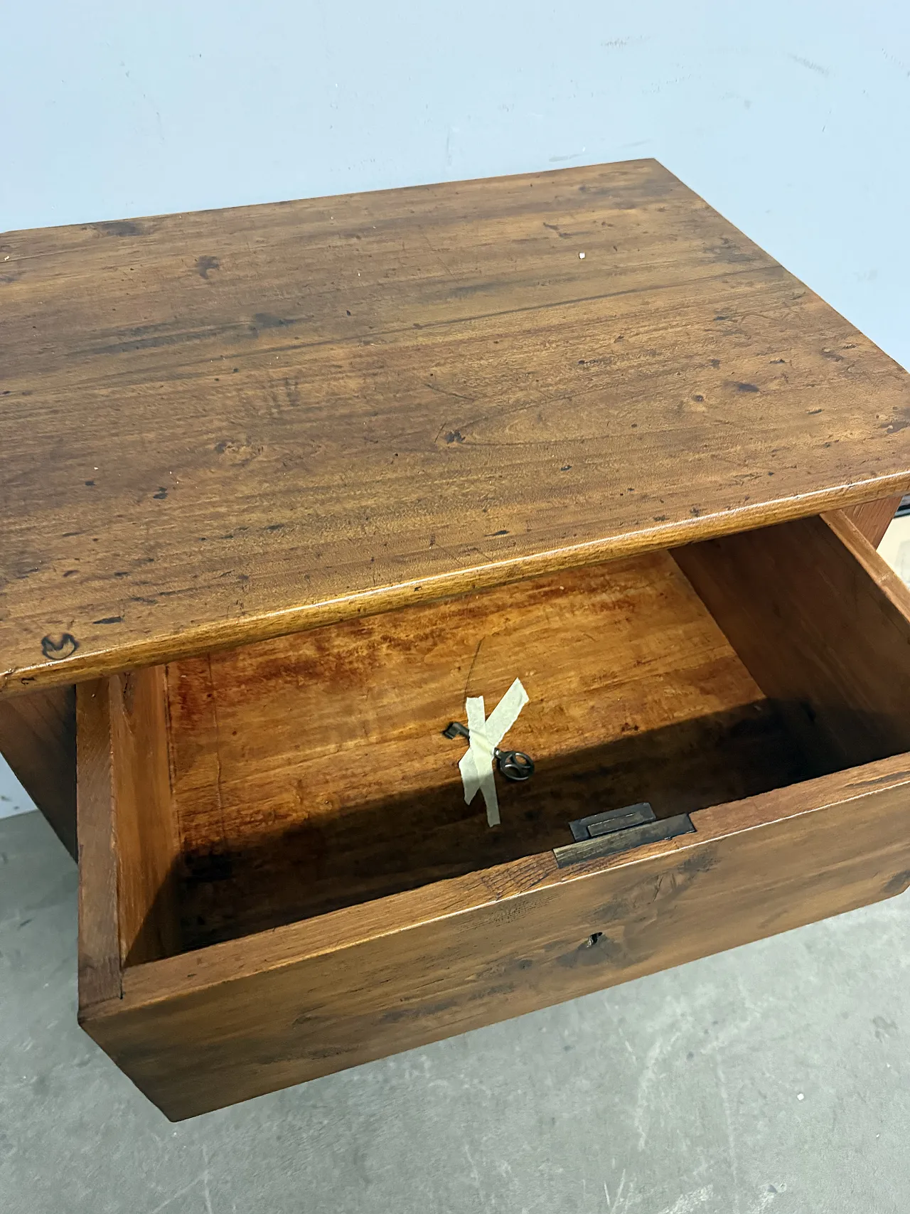Tuscan sideboard, 19th century 8