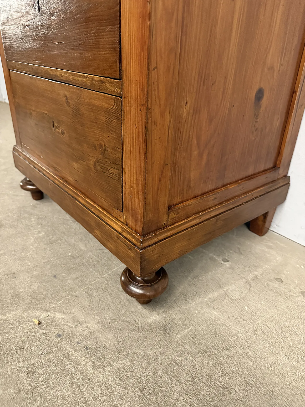 Tuscan sideboard, 19th century 13