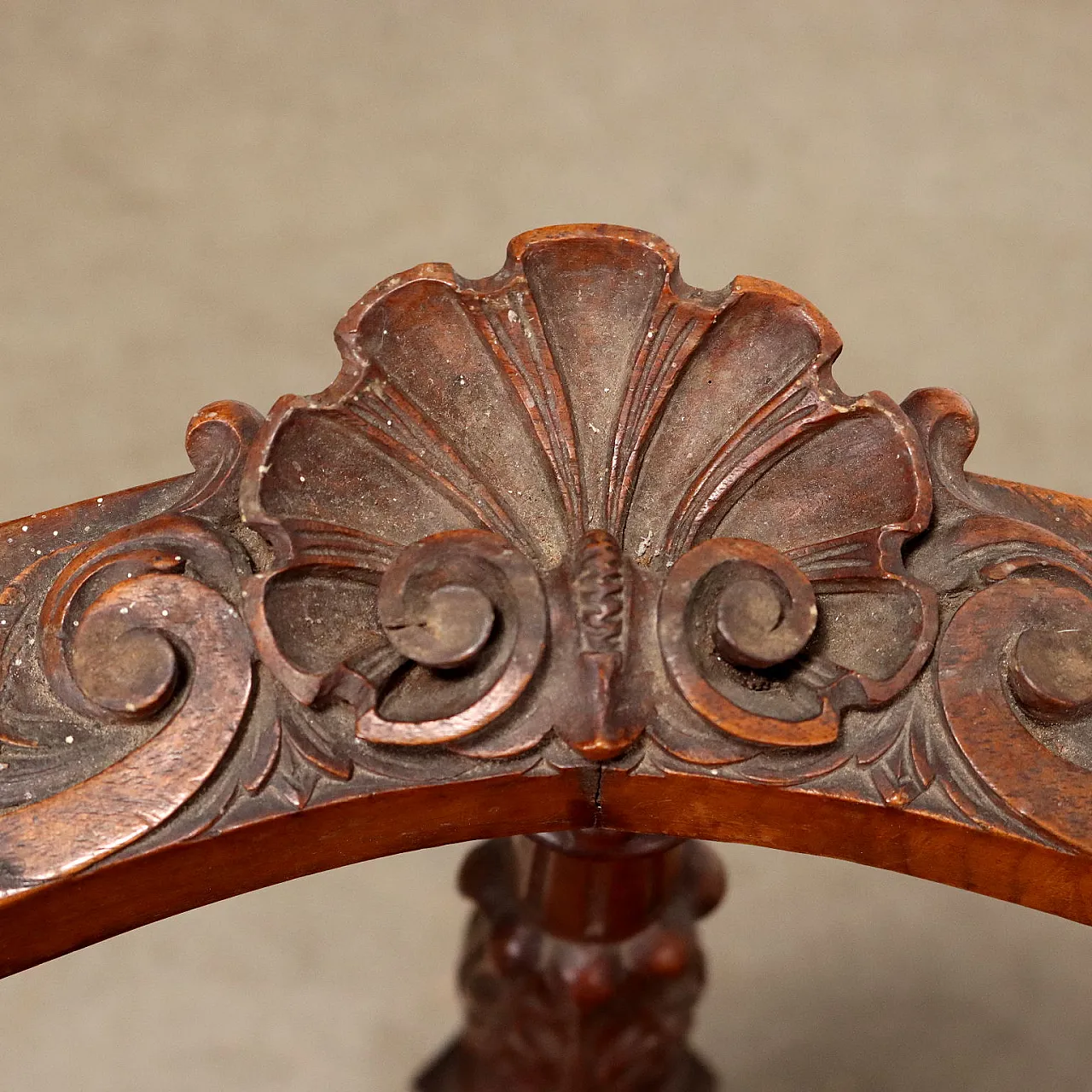 Poltroncina angolare in noce, '800 6