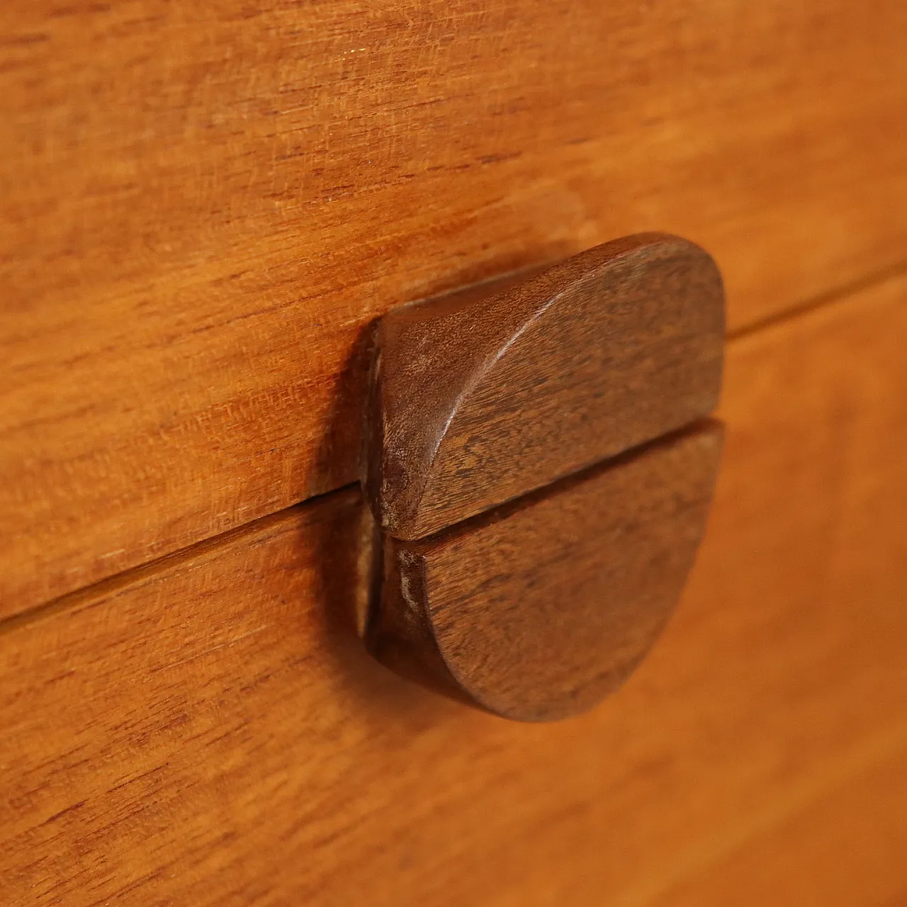 G plan style low sideboard in burl veneer, England, 1960s 7