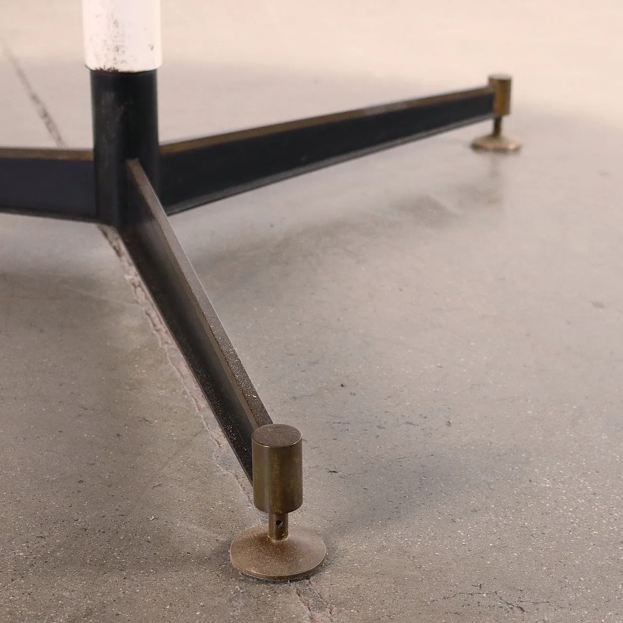 Round table with wooden top and metal base, 1960s 6