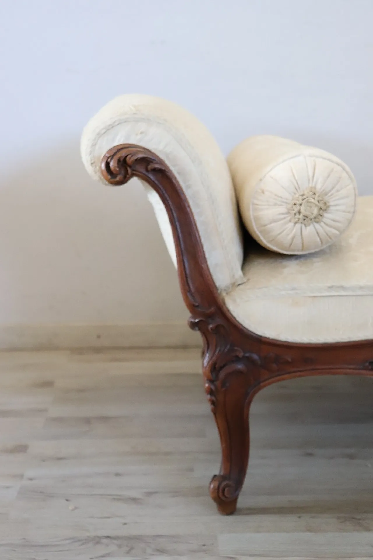 Louis XV chaise longue daybed, late 19th century 13