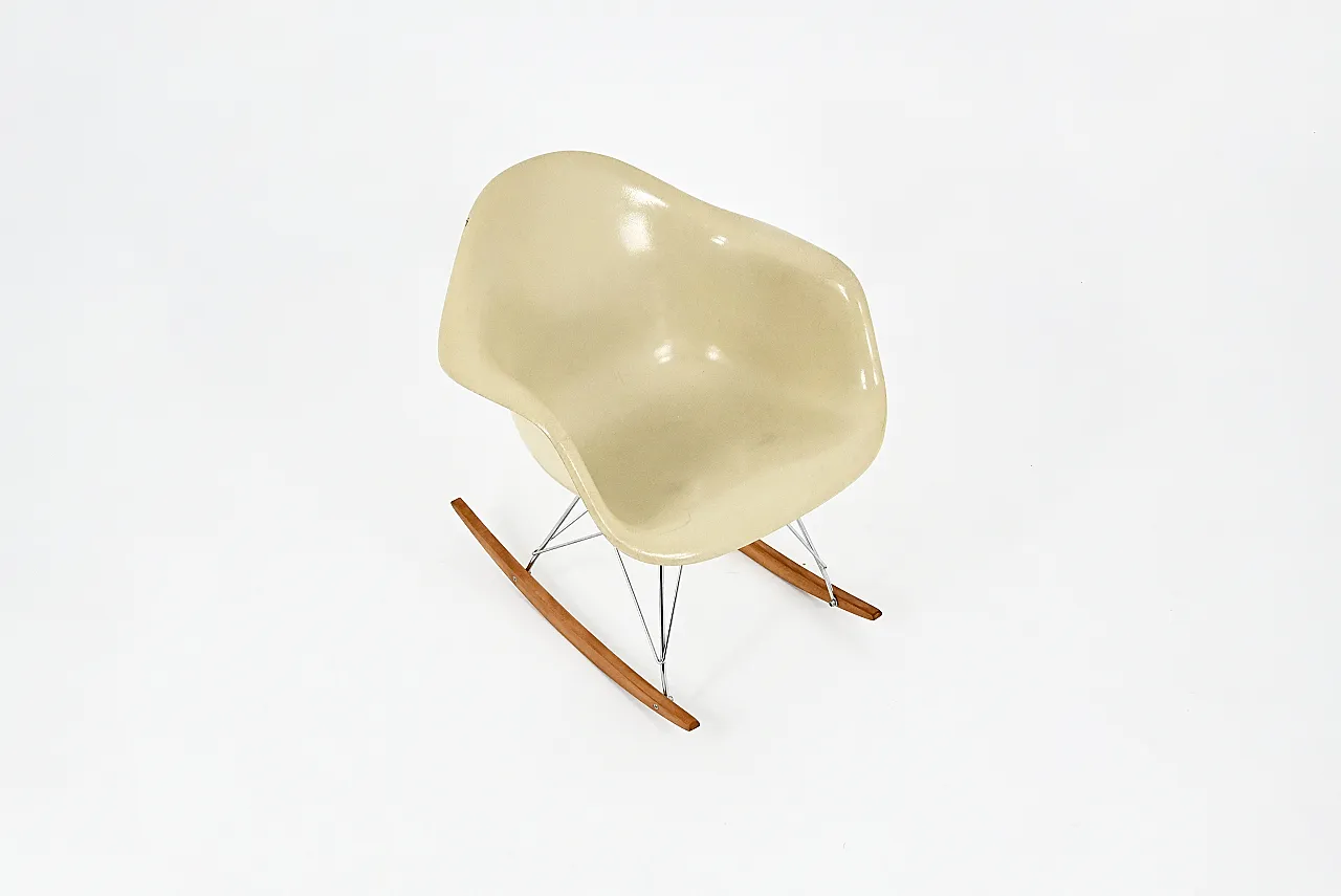 Sedia a dondolo RAR di Charles & Ray Eames per Herman Miller, anni '60 2
