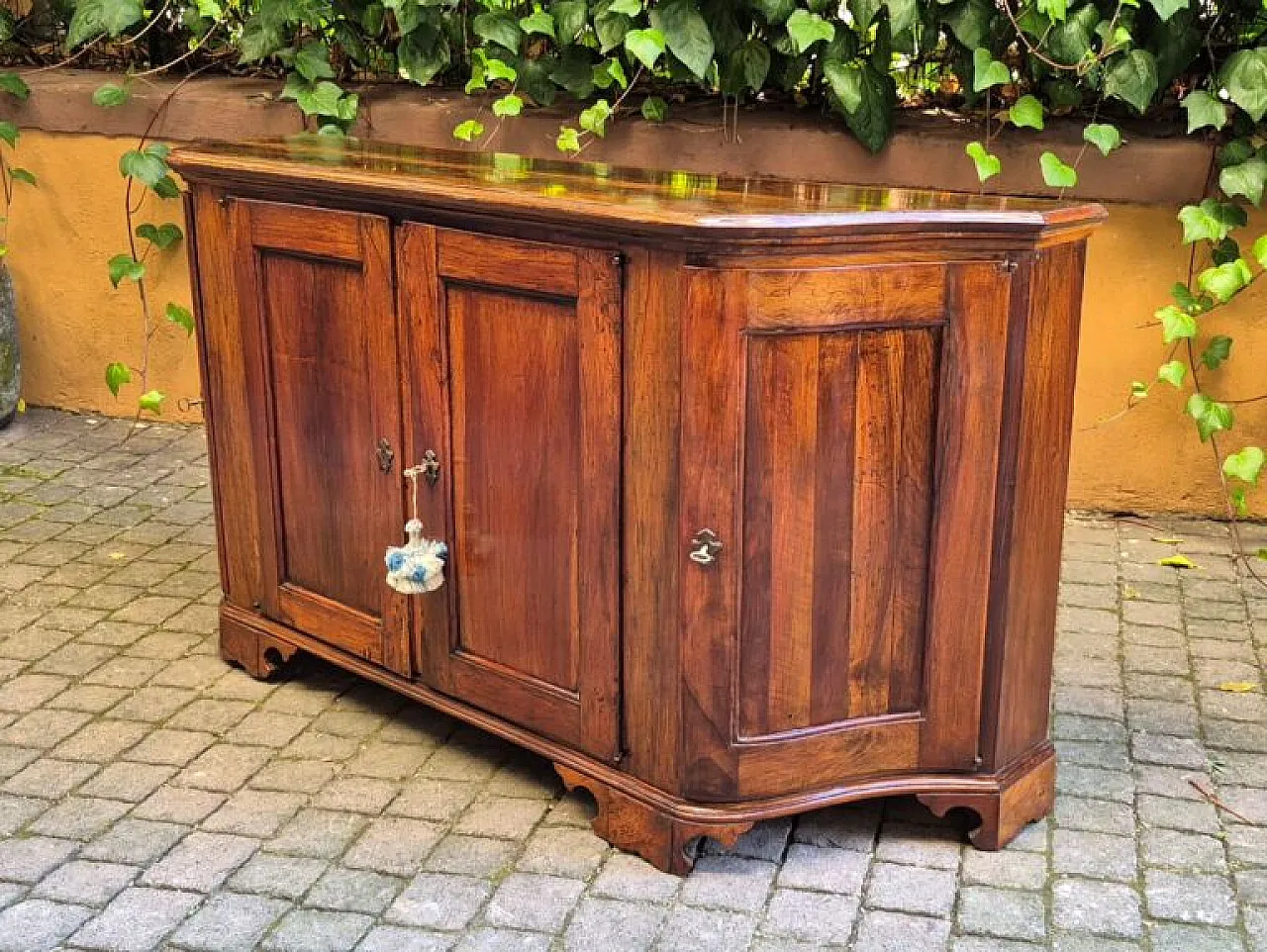 Credenza emiliana in legno di noce, '700 7