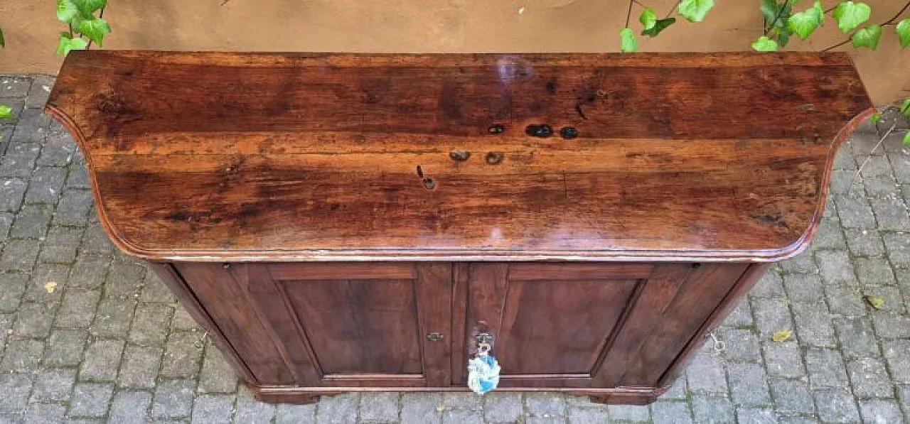 Credenza emiliana in legno di noce, '700 9