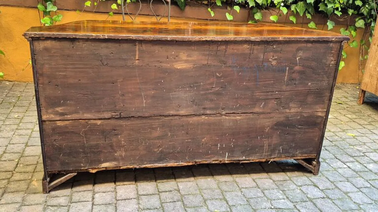 Credenza emiliana in legno di noce, '700 10