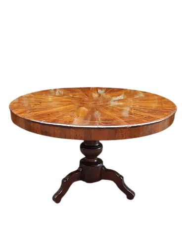 Tavolo tondo emiliano lastronato a spicchi, '800