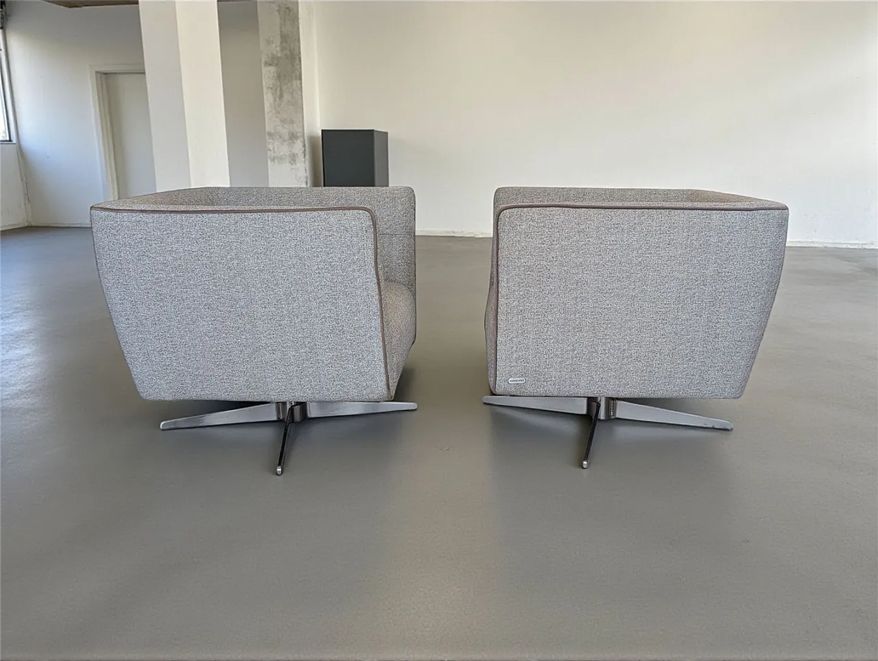 Coppia di poltrone in tessuto mod. Spiritosa di Divani & Divani, '2000 3