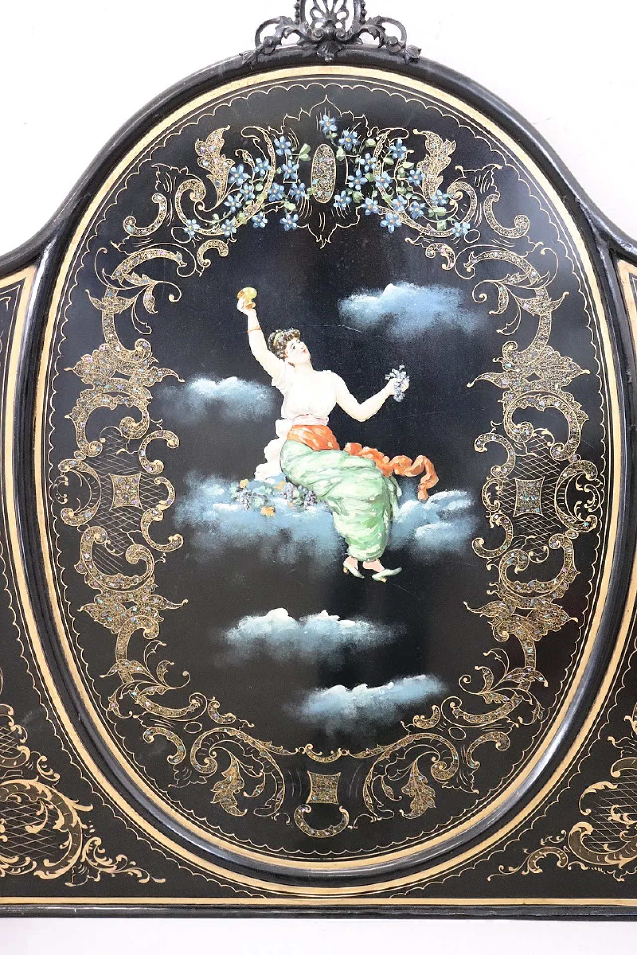 Pair of single beds in painted iron from the early 1900s 7