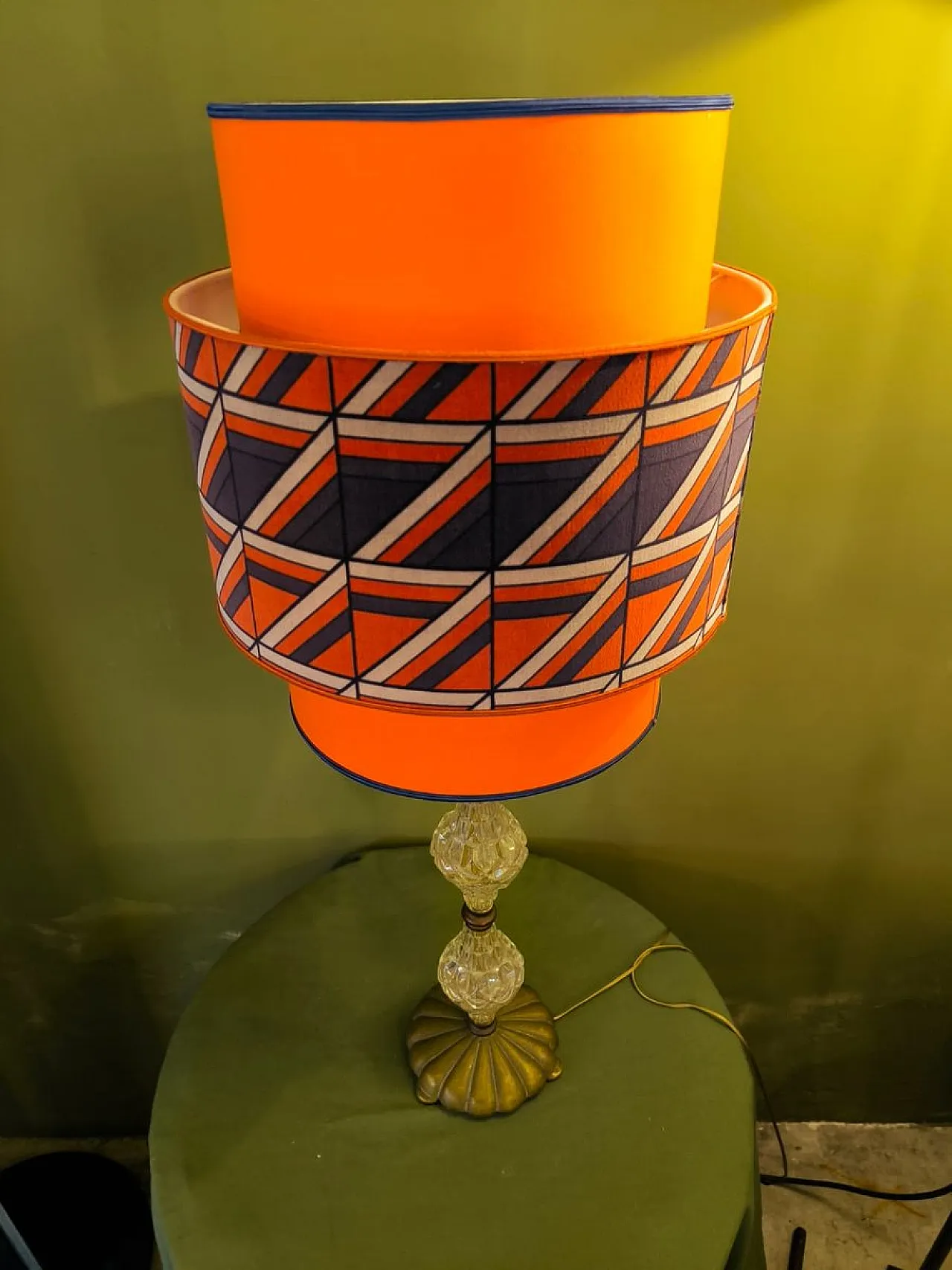 Brass lamp with crystals and lampshade, 1950s 9