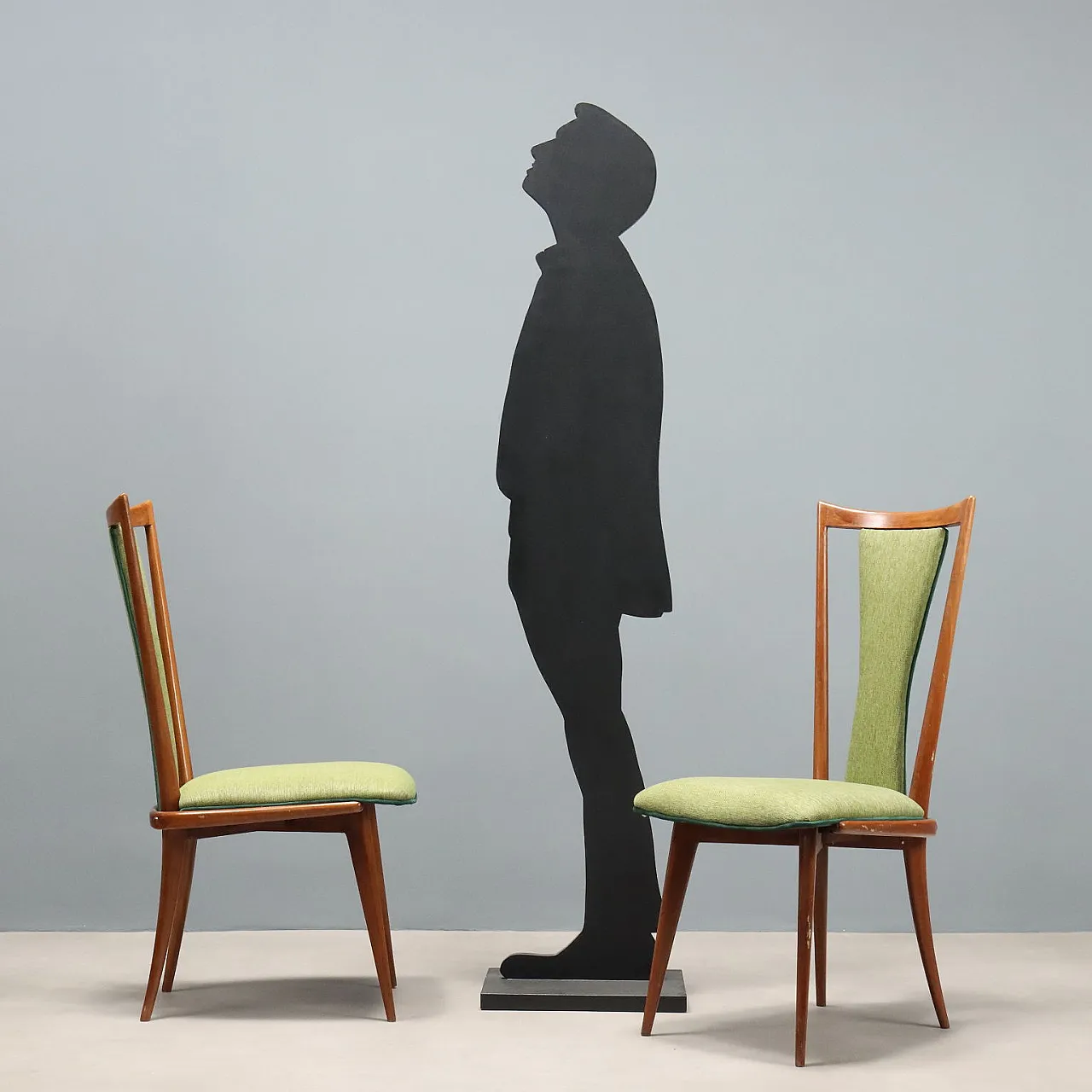 8 Dining chairs in wood and fabric, 20th century 2