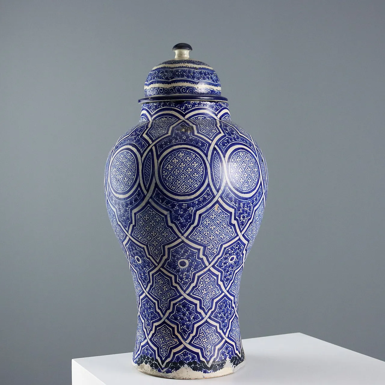 Vase in majolica-threated ceramic geometric, 20th century 6