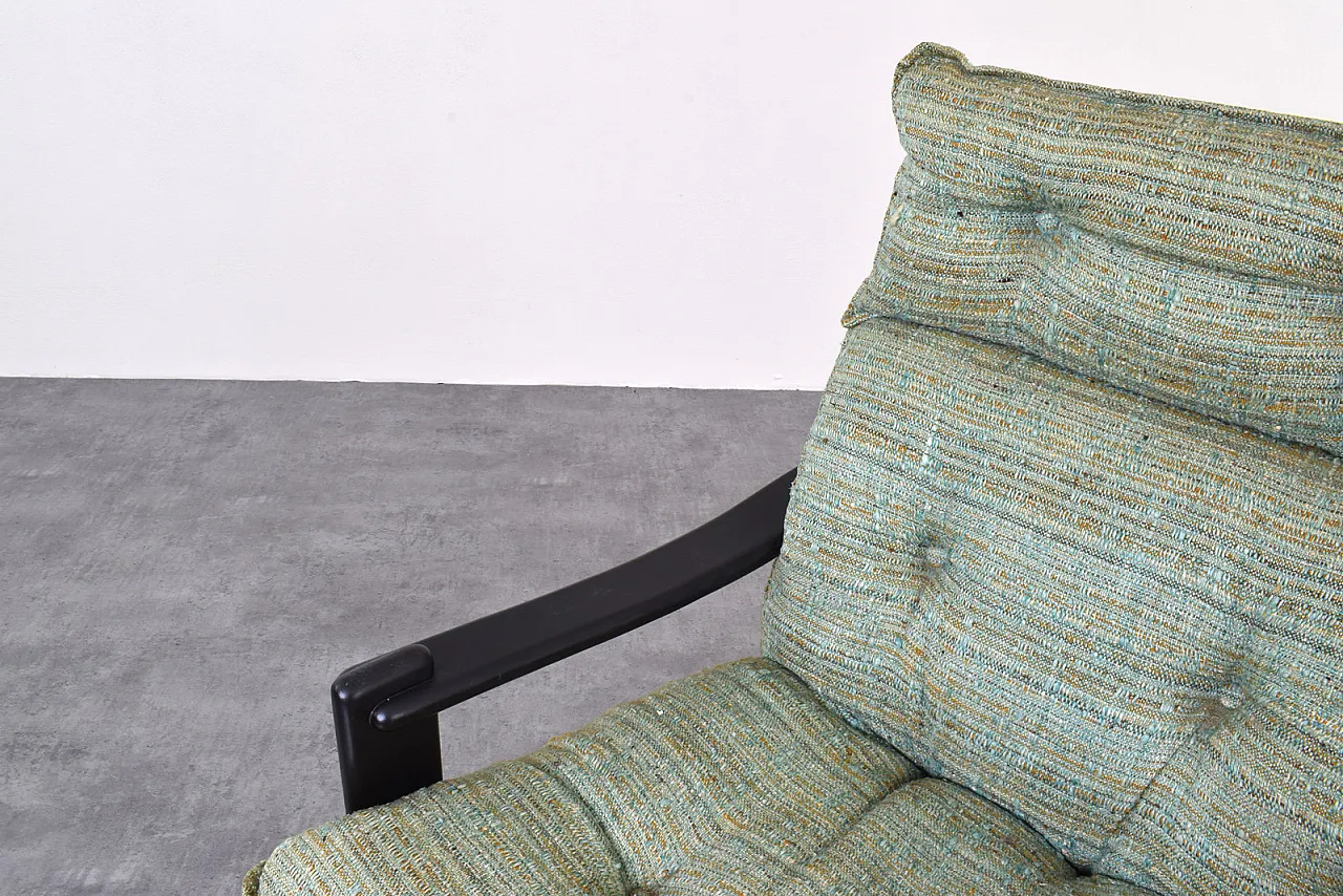 Poltrone e tavolino da caffè Mid-Century, danesi, anni '70 12