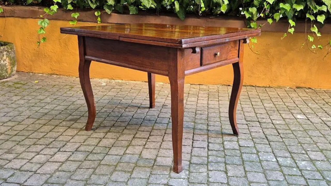 Tavolo allungabile a tiro con gambe mosse in rovere, '800 4