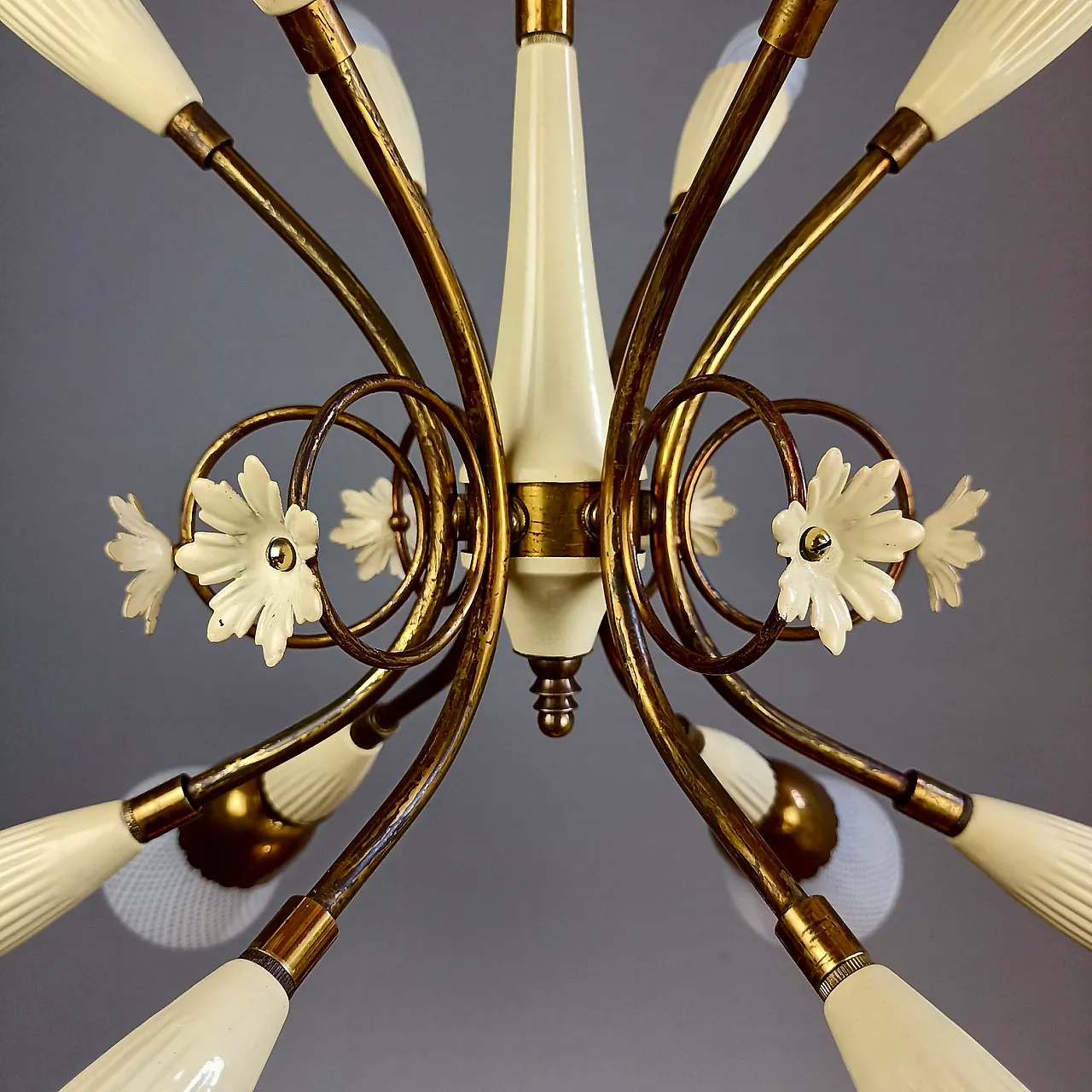Reticello brass and Murano glass chandelier, 1950s 7