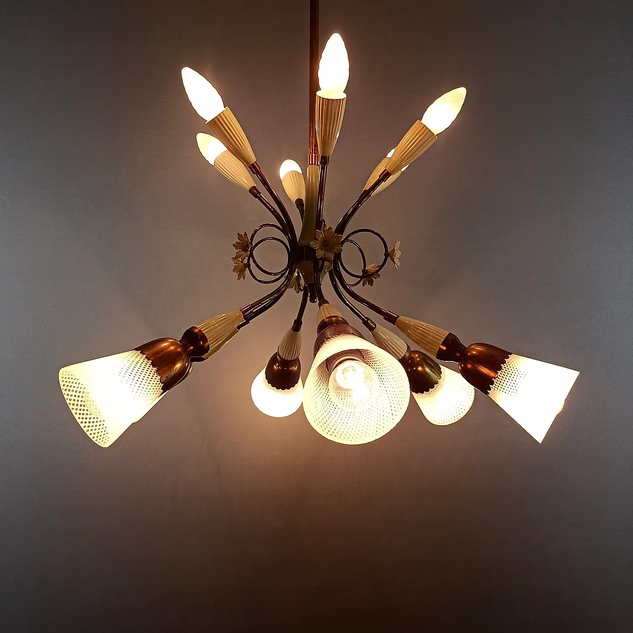 Reticello brass and Murano glass chandelier, 1950s 10