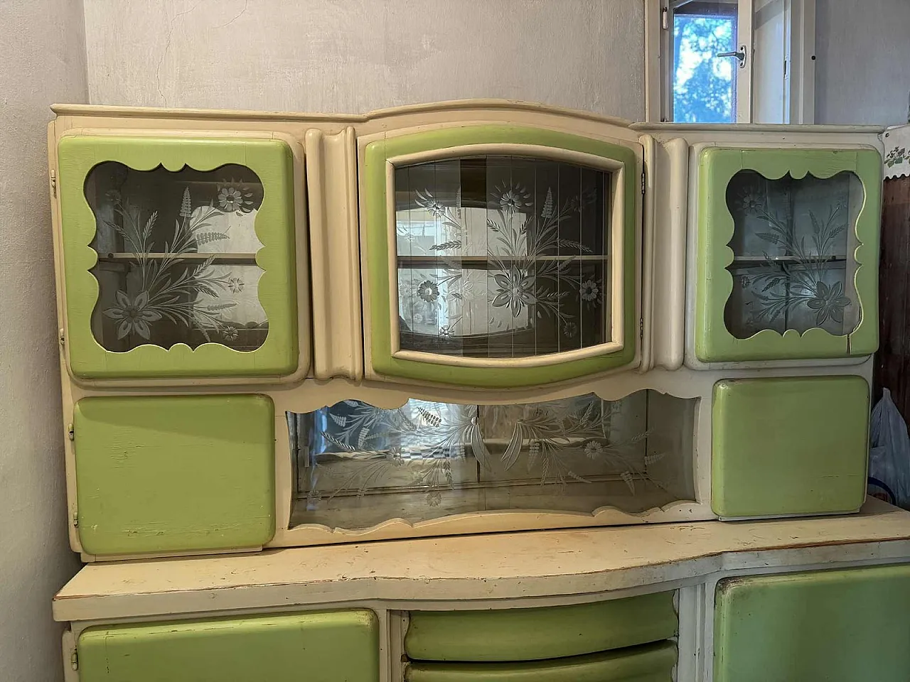 Mobile da cucina ungherese Art Déco con ante in vetro, anni '40 3