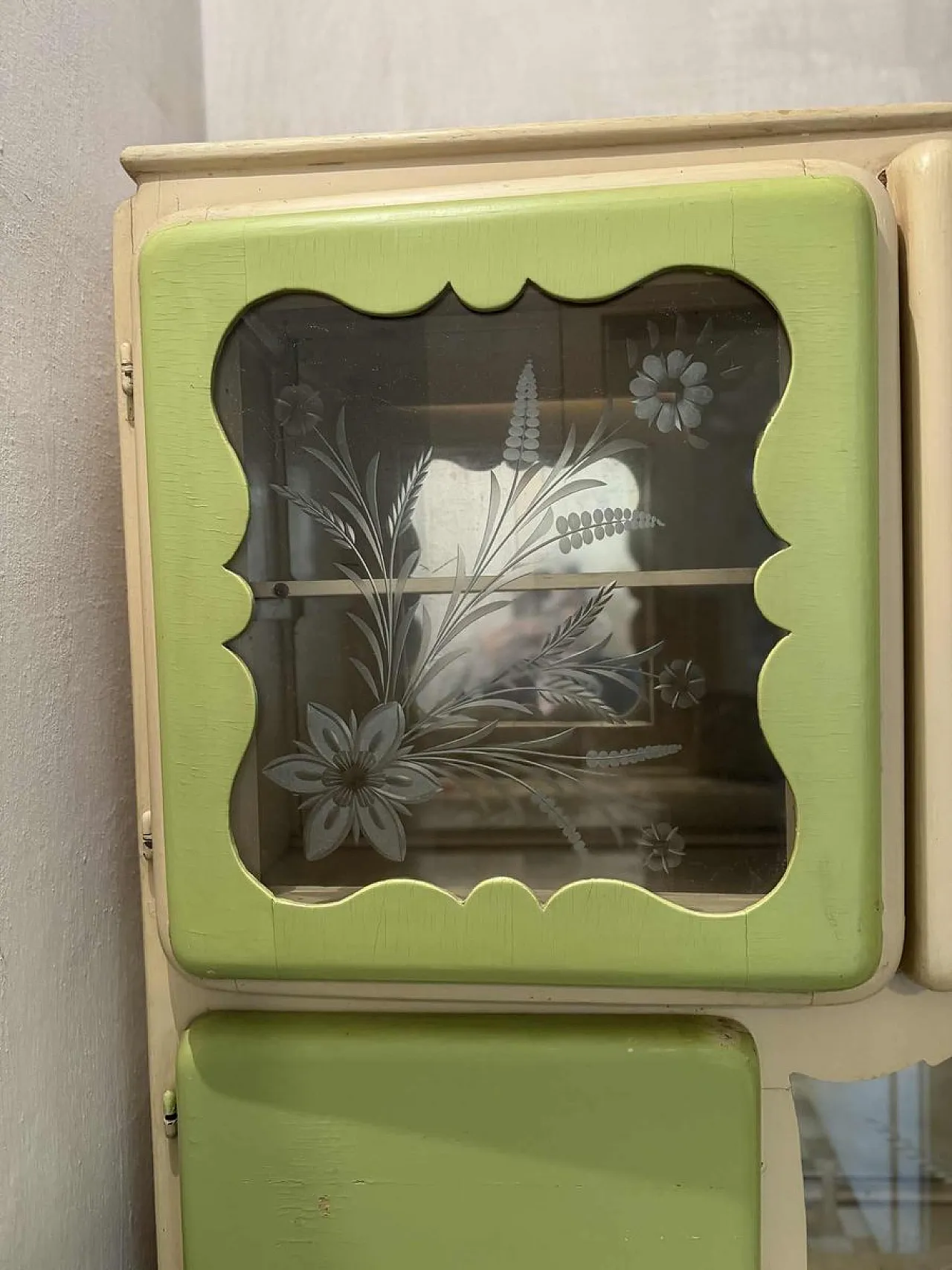 Mobile da cucina ungherese Art Déco con ante in vetro, anni '40 4