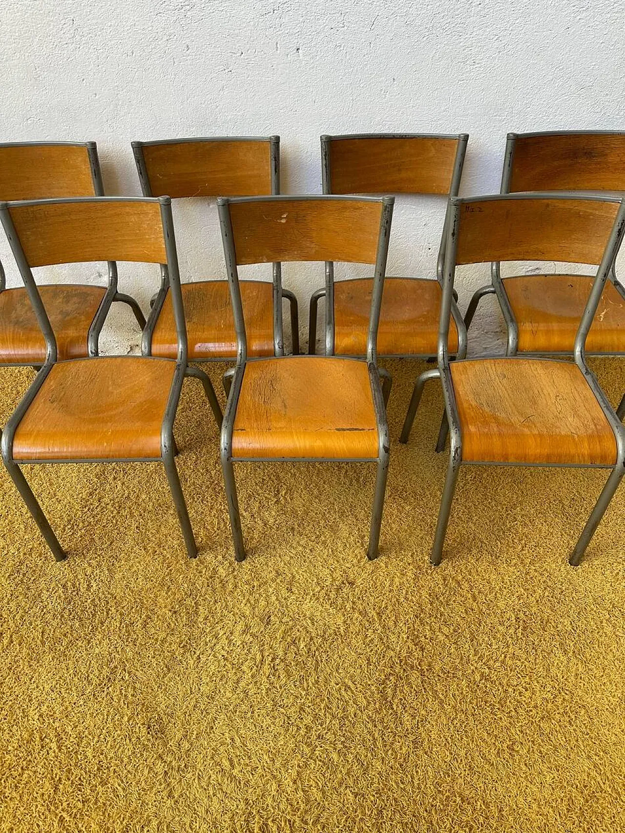 7 Industrial style gray metal school chairs, 20th century 2