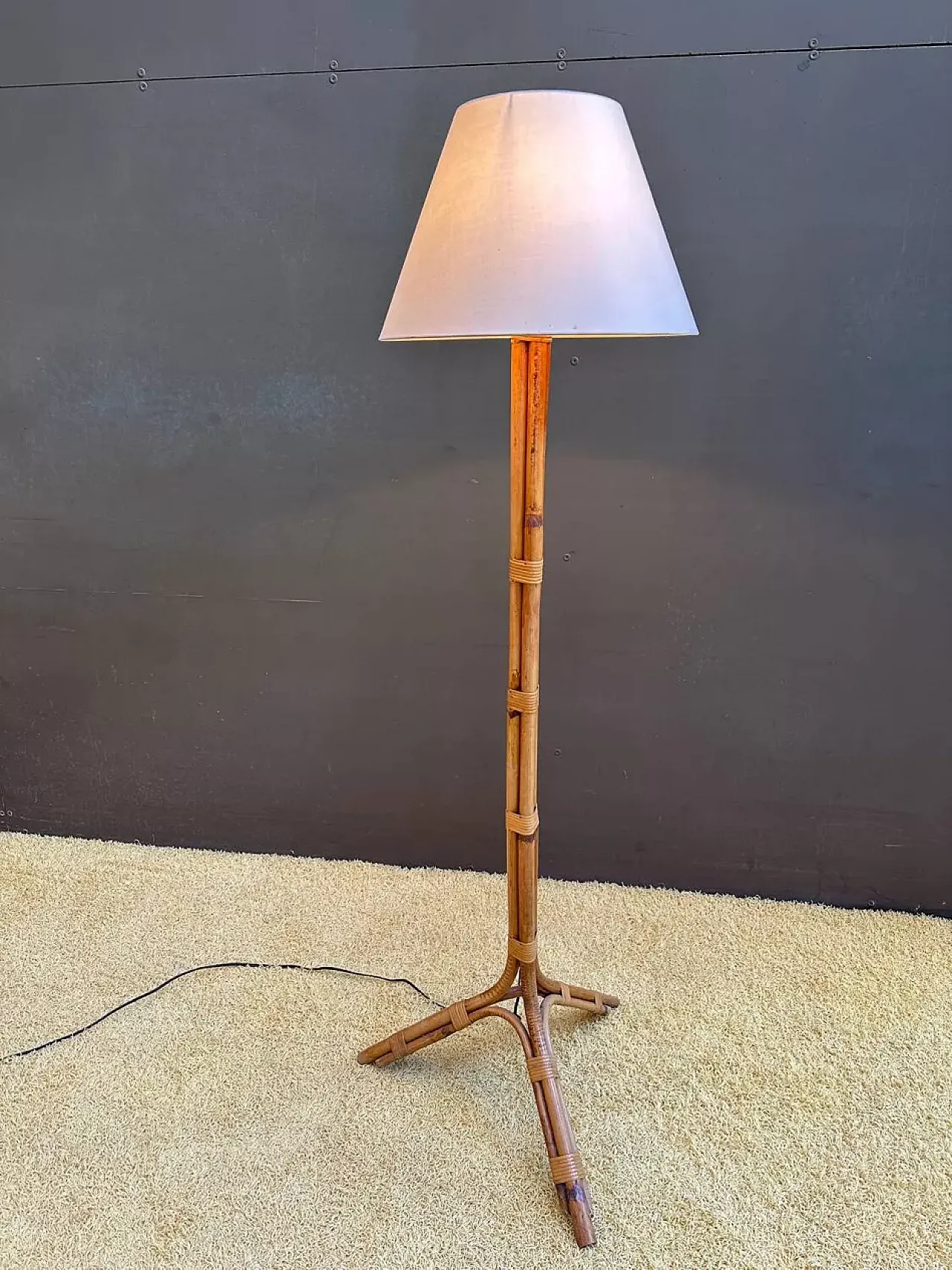 Floor lamp with rattan tripod, 1970s 4
